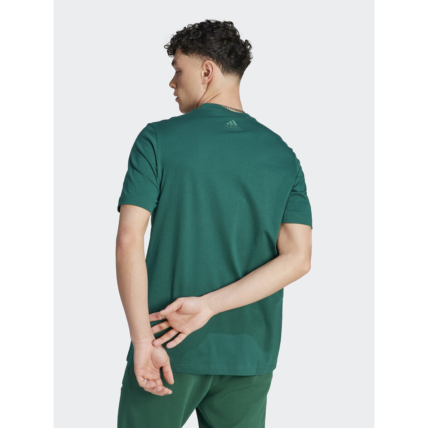 adidas Tricou Essentials Single Jersey Linear Embroidered Logo T-Shirt IJ8658 Verde Regular Fit - Pled.ro