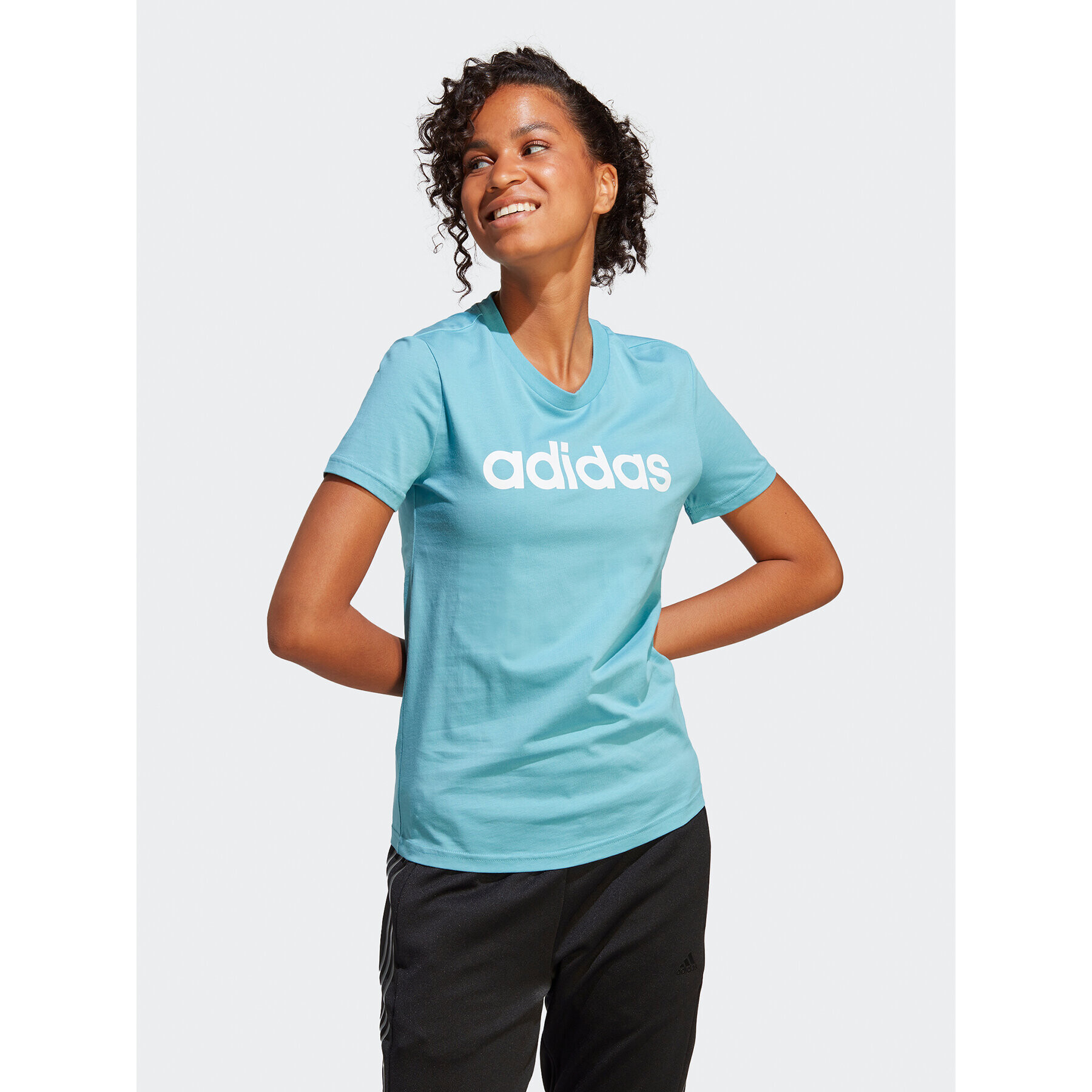 adidas Tricou Essentials Slim Logo T-Shirt IC0629 Albastru Slim Fit - Pled.ro