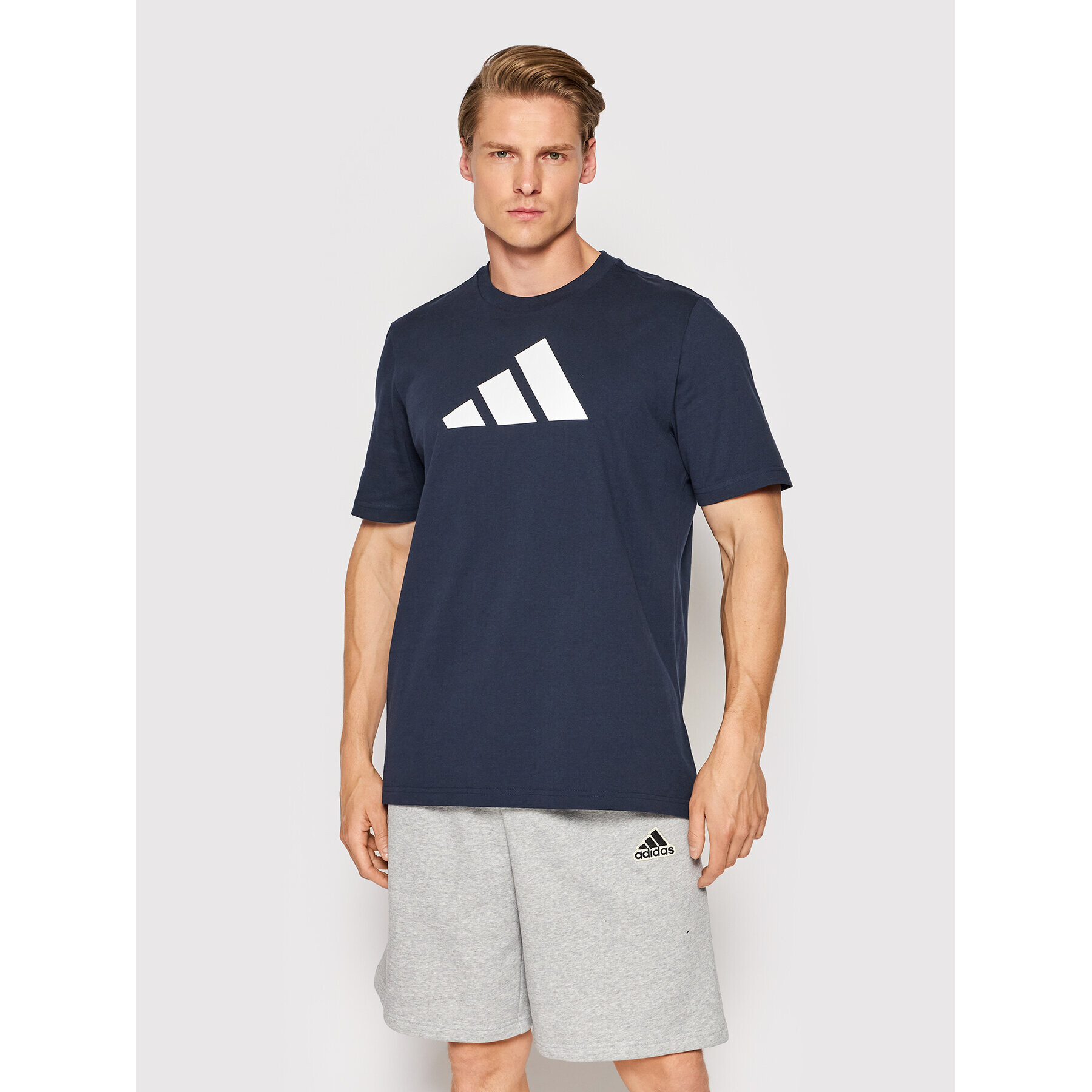 adidas Tricou Future Icons Logo HF4754 Bleumarin Regular Fit - Pled.ro