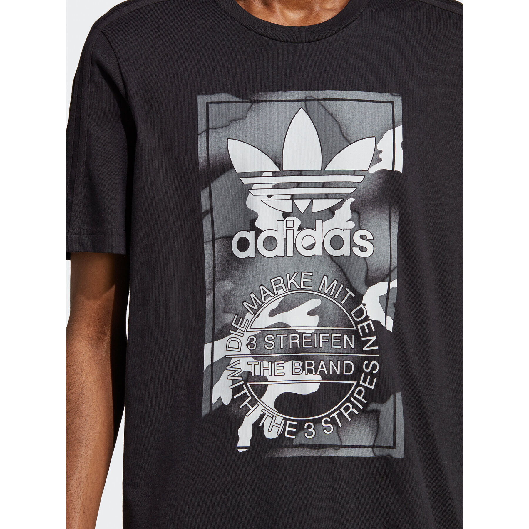 adidas Tricou Graphics Camo Tongue HR3531 Negru Regular Fit - Pled.ro