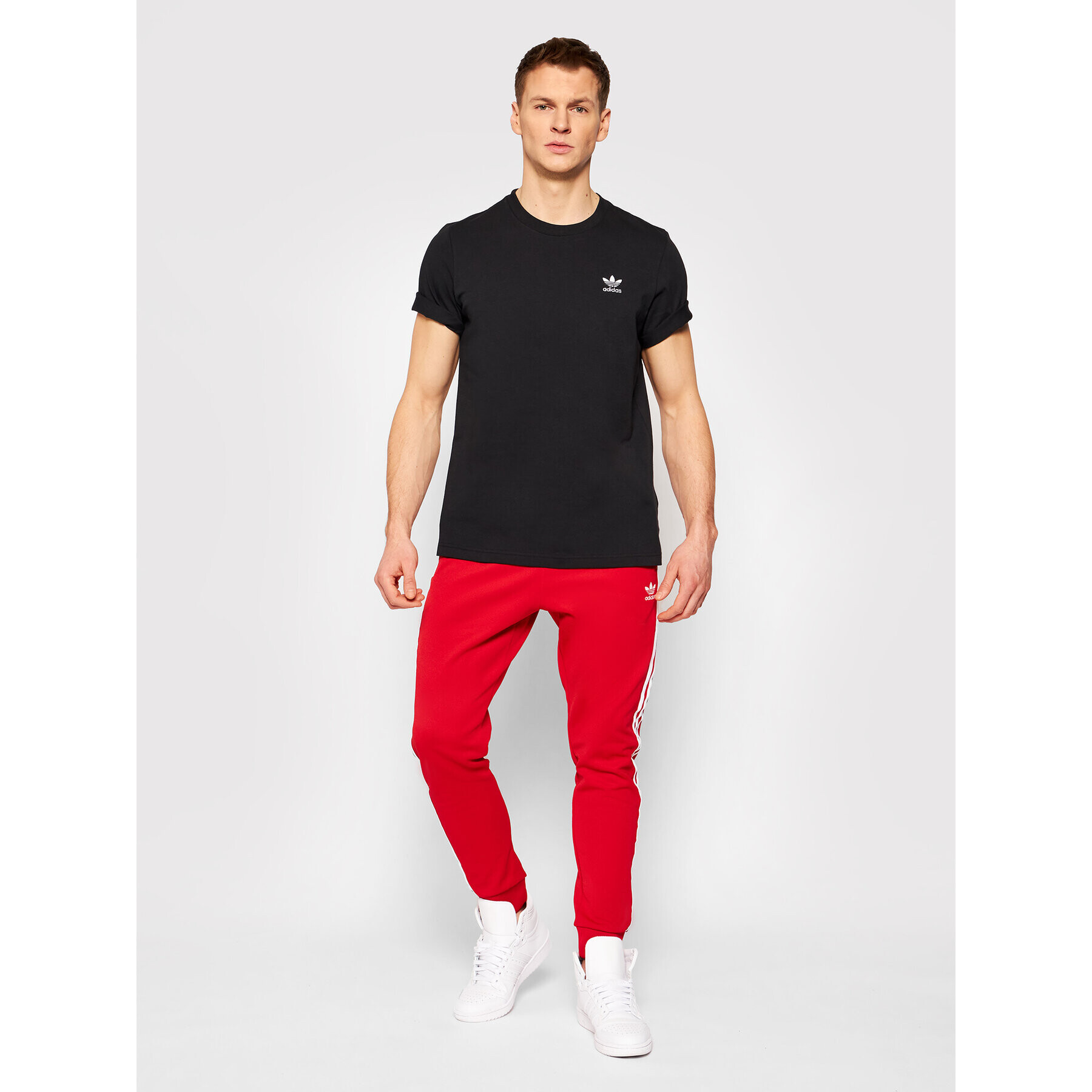 adidas Tricou Loungewear adicolor Essentials Trefoil Tee GN3416 Negru Regular Fit - Pled.ro