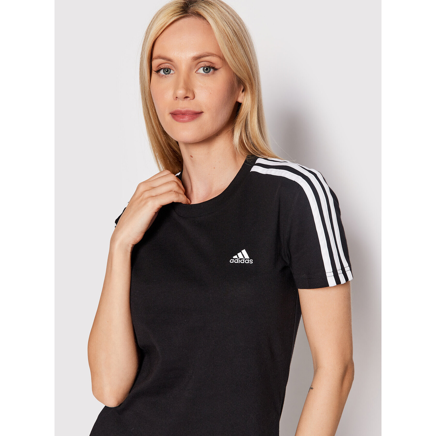 adidas Tricou Loungewear Essentials 3-Stripes GL0784 Negru Slim Fit - Pled.ro