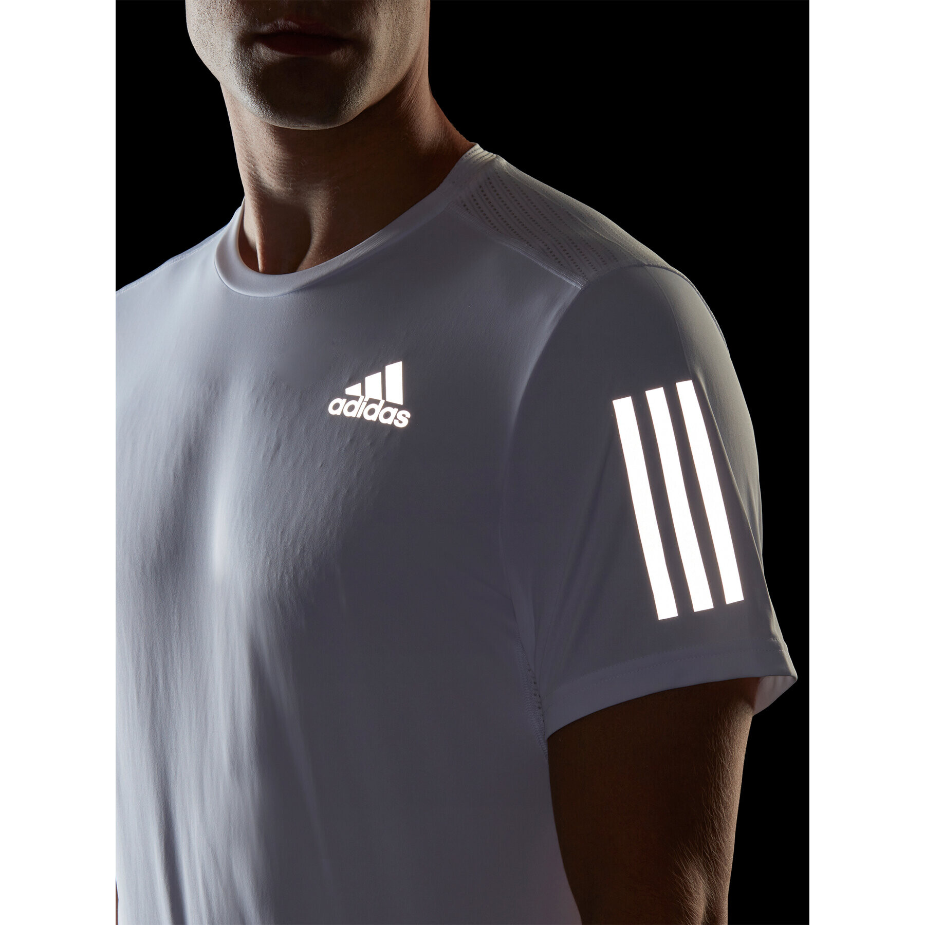 adidas Tricou Own the Run T-Shirt HB7444 Alb Regular Fit - Pled.ro