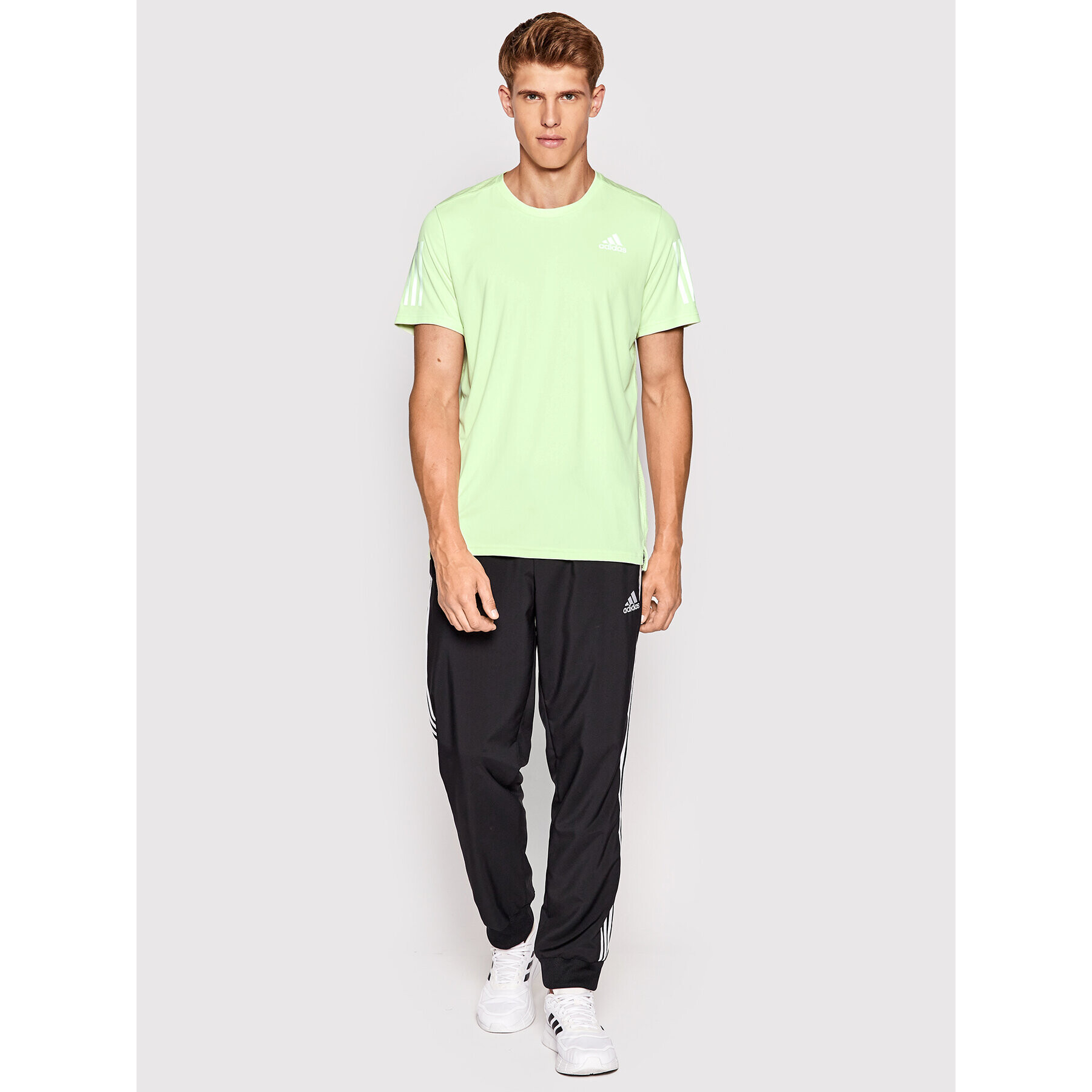 adidas Tricou tehnic Own The Run HB7441 Verde Regular Fit - Pled.ro