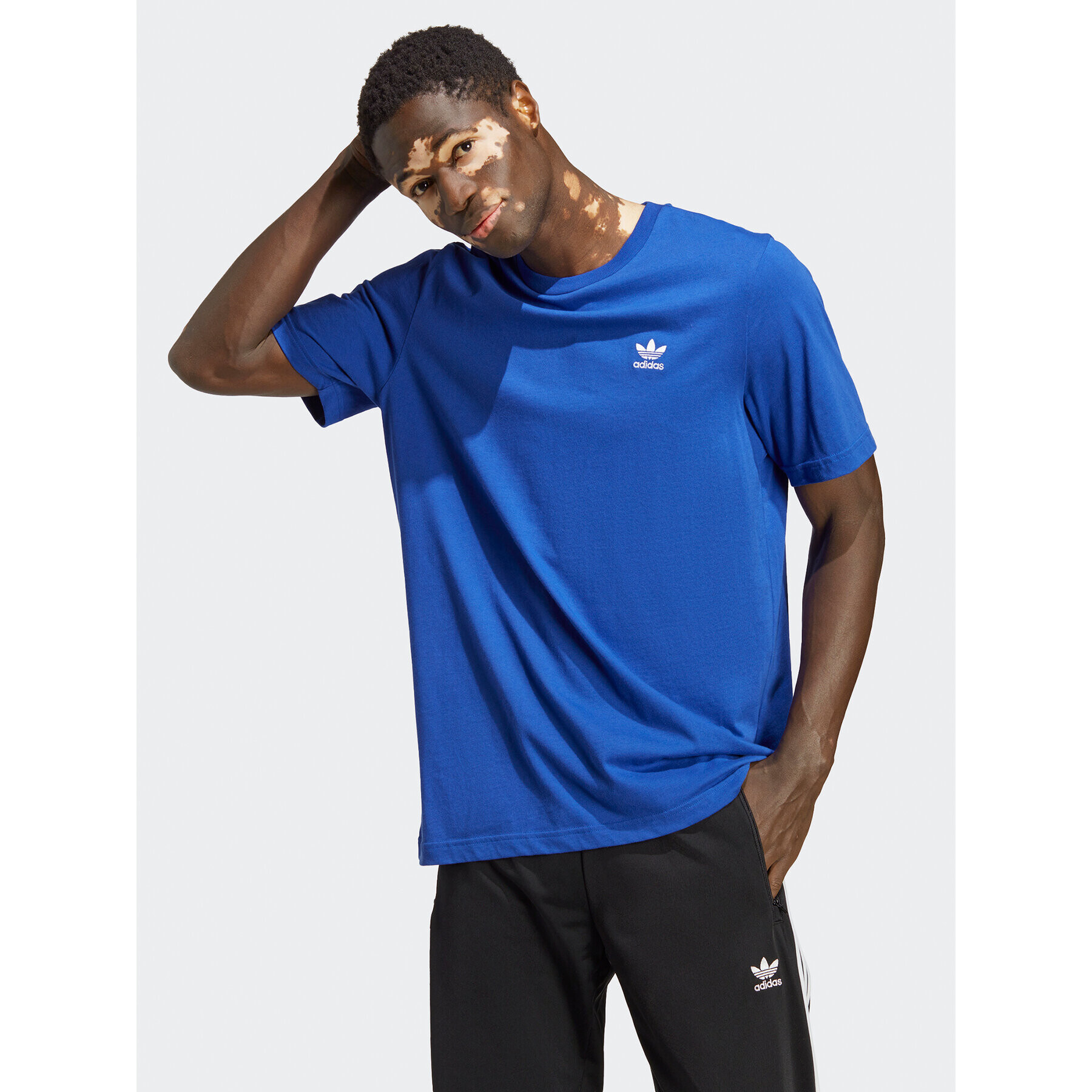 adidas Tricou Trefoil Essentials IA4870 Albastru Regular Fit - Pled.ro