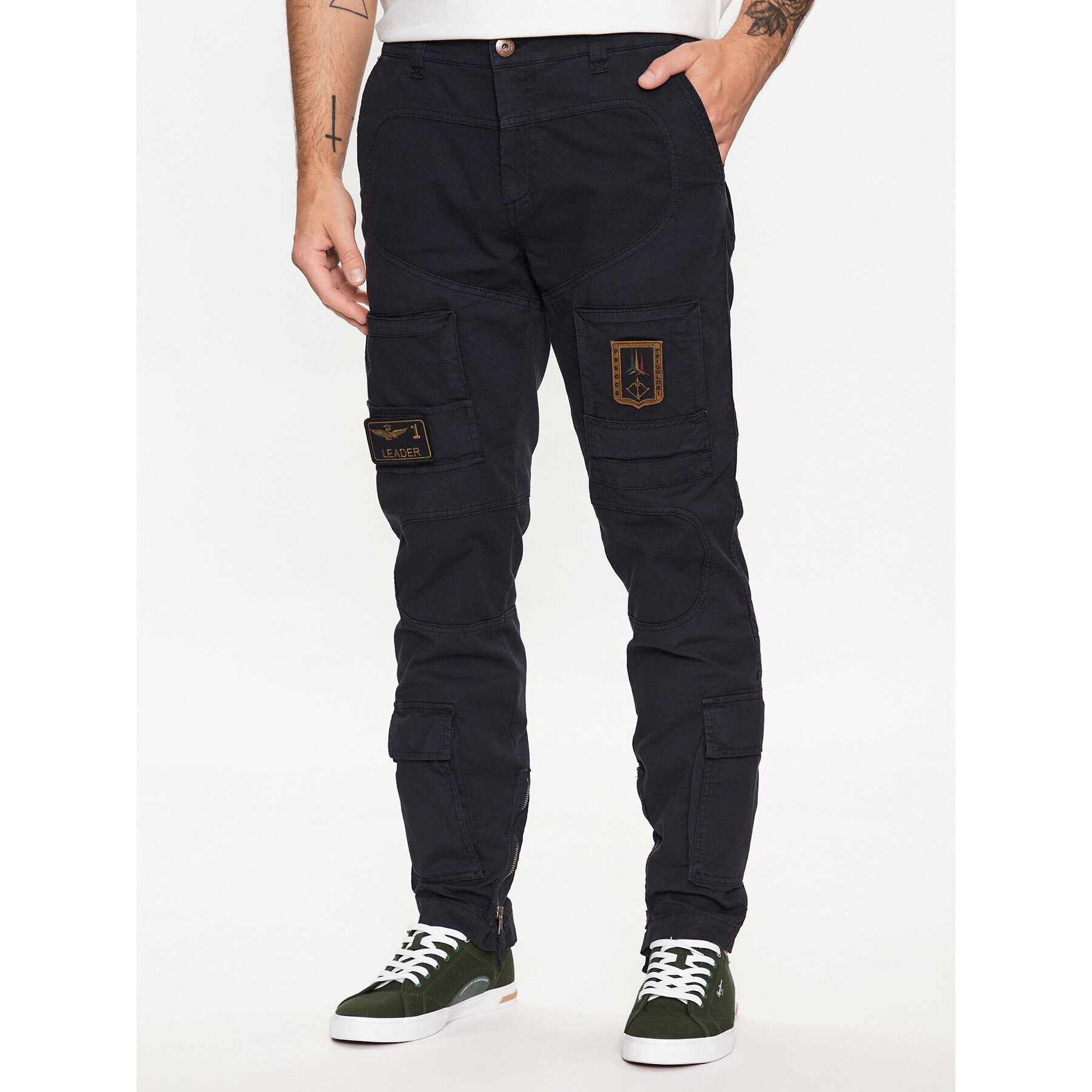 Aeronautica Militare Pantaloni din material 231PA1527CT3092 Bleumarin Regular Fit - Pled.ro