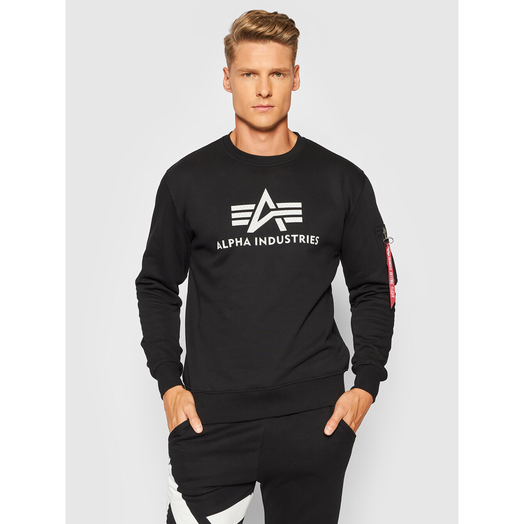 Alpha Industries Bluză 3D Logo 118311 Negru Regular Fit - Pled.ro