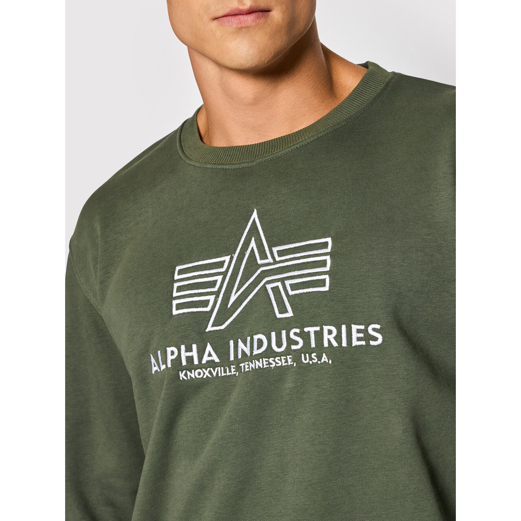 Alpha Industries Bluză Basic 118302 Verde Regular Fit - Pled.ro