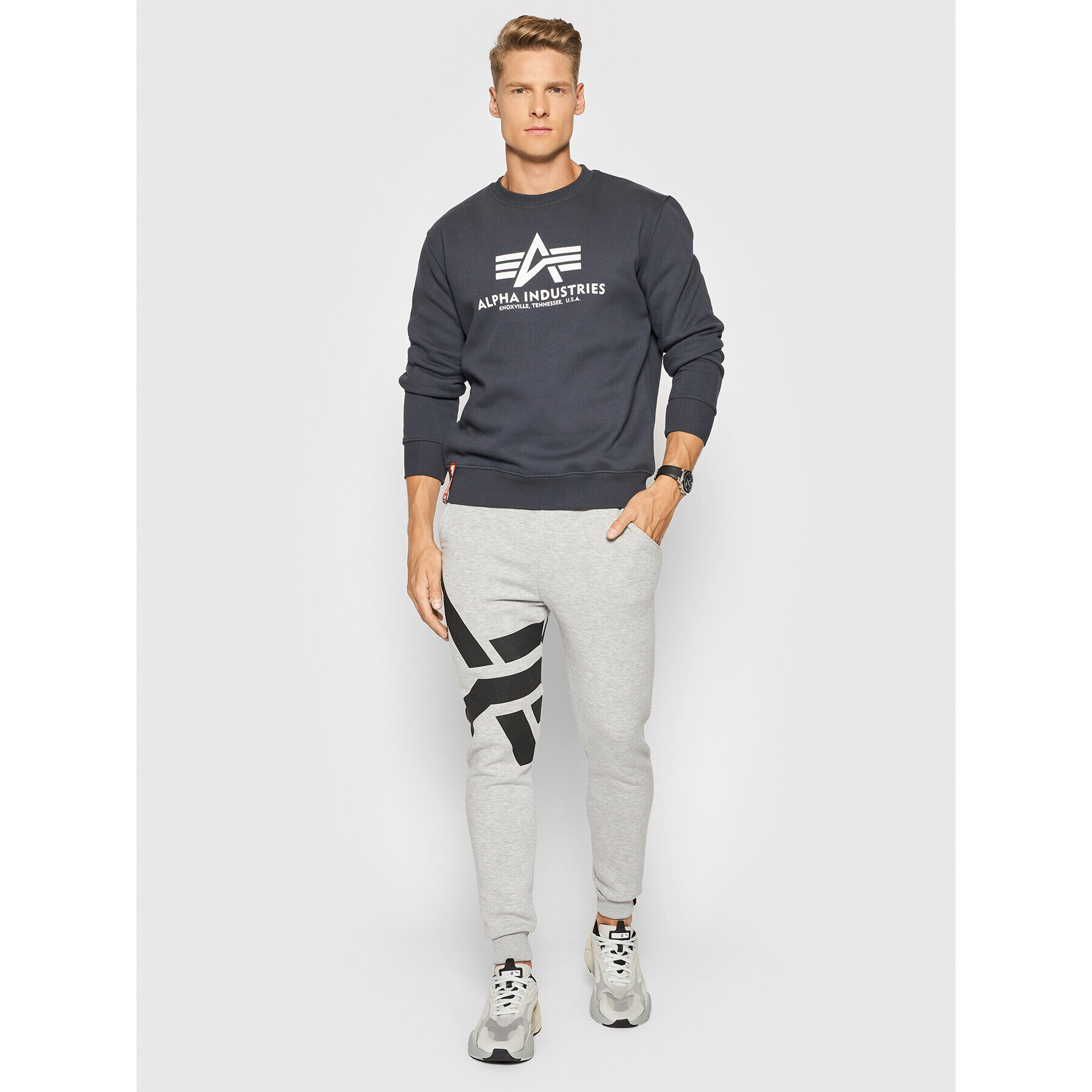 Alpha Industries Bluză Basic 178302 Bleumarin Regular Fit - Pled.ro