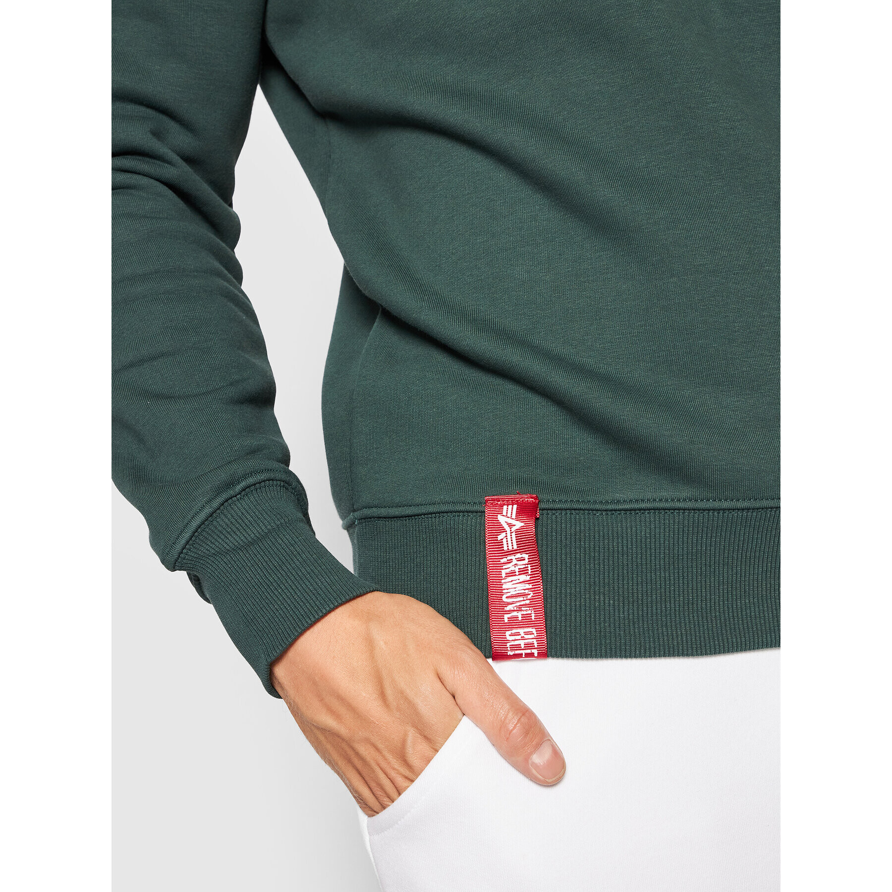 Alpha Industries Bluză Basic 178302 Verde Regular Fit - Pled.ro