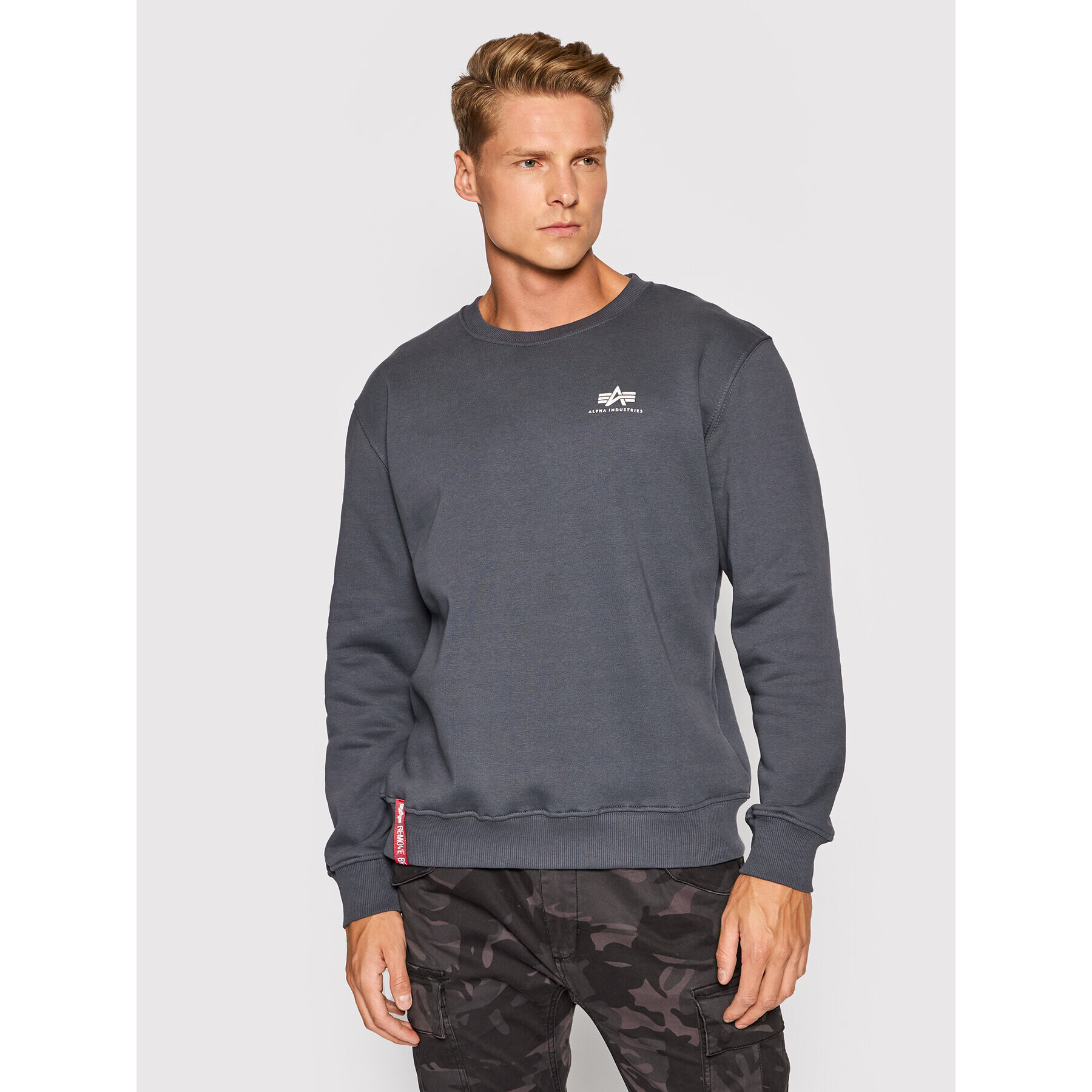 Alpha Industries Bluză Basic 188307 Gri Regular Fit - Pled.ro