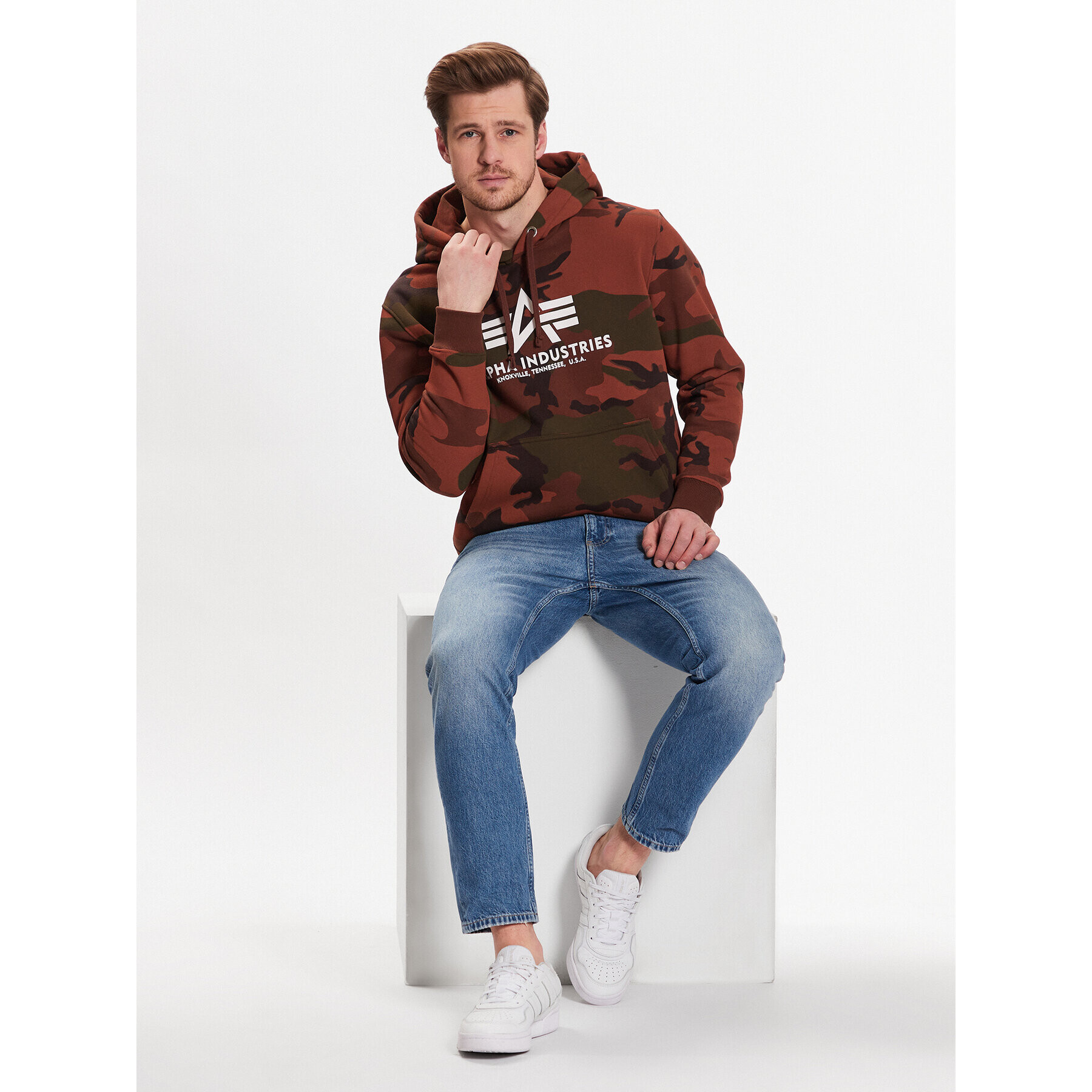 Alpha Industries Bluză Basic 178312C Maro Regular Fit - Pled.ro