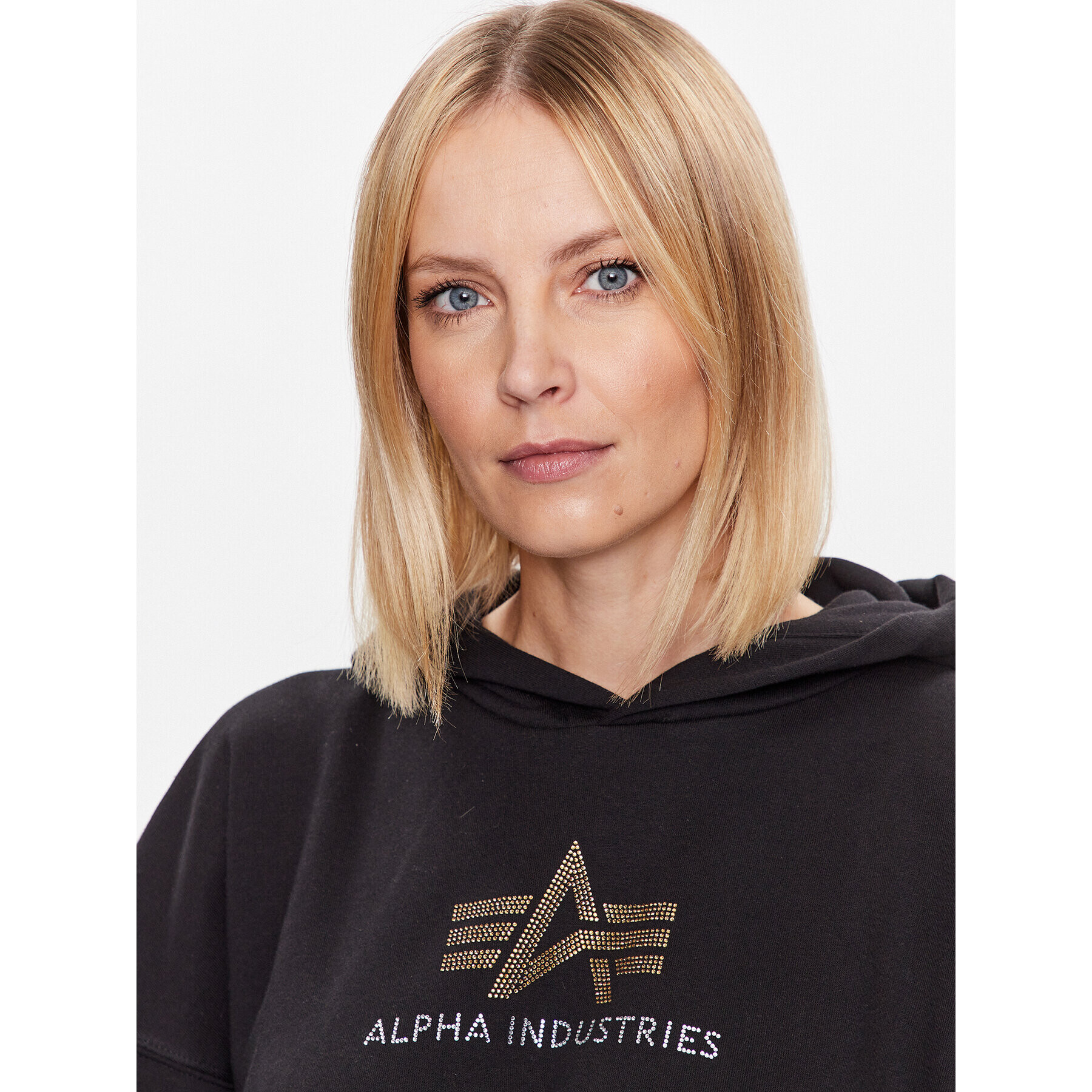 Alpha Industries Bluză Crystal Cos 136041 Negru Oversize - Pled.ro