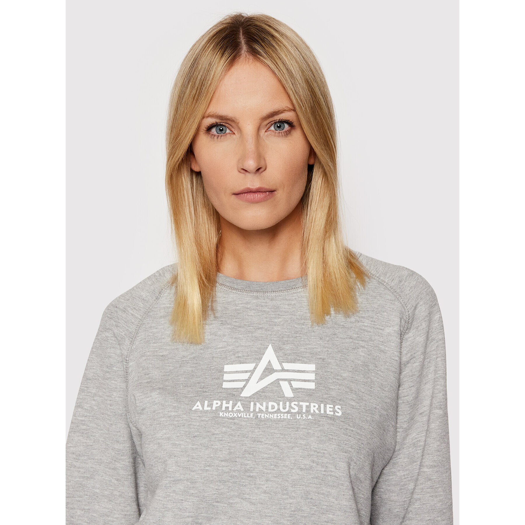 Alpha Industries Bluză New Basic196031 Gri Regular Fit - Pled.ro