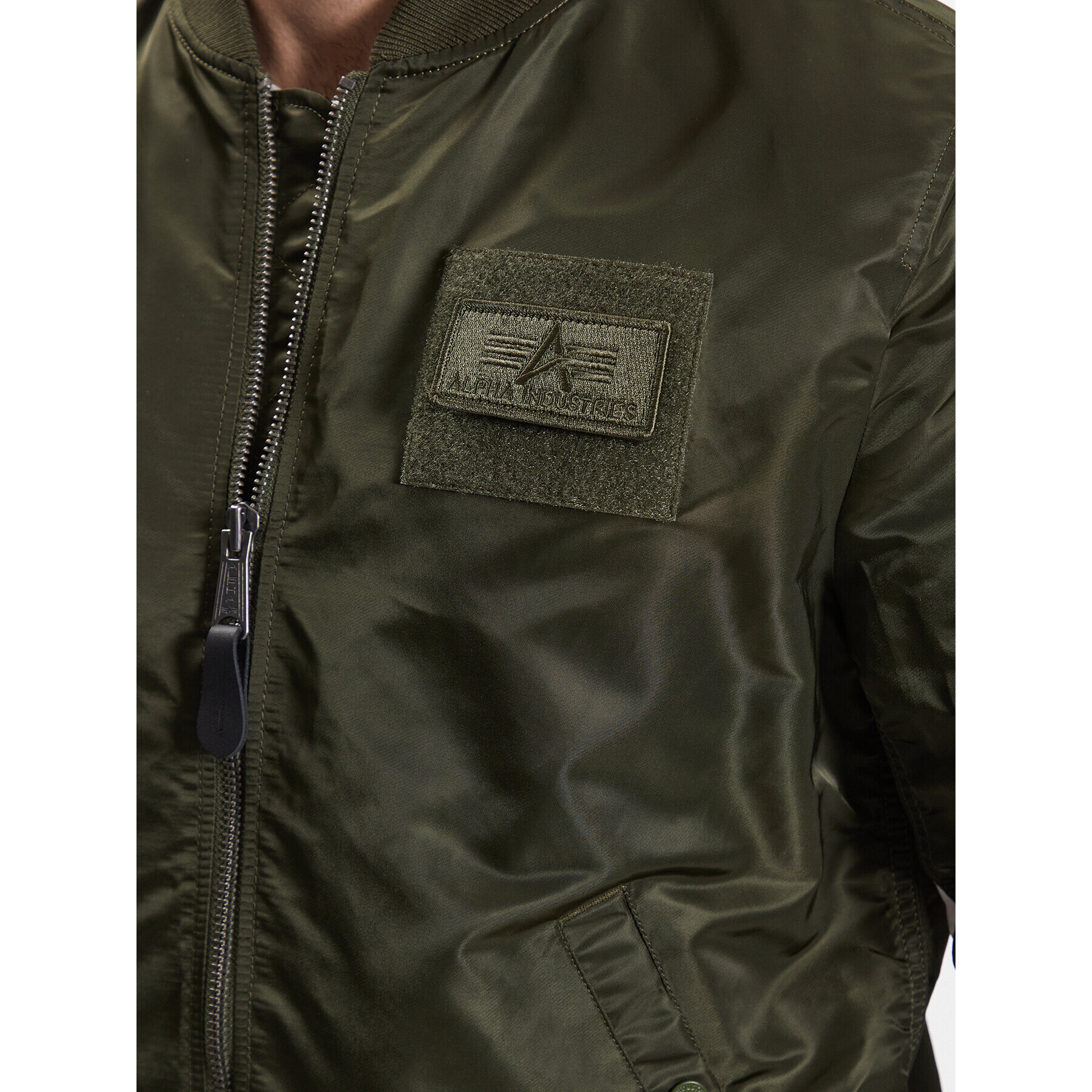 Alpha Industries Geacă bomber MA-1 196107 Verde Regular Fit - Pled.ro