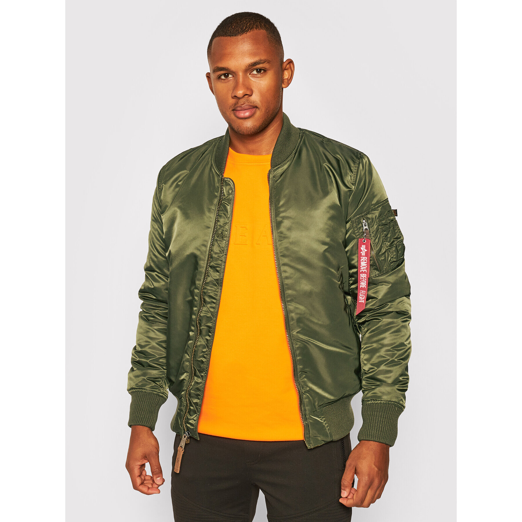 Alpha Industries Geacă bomber Ma-1 Vf 59 168100 Verde Slim Fit - Pled.ro