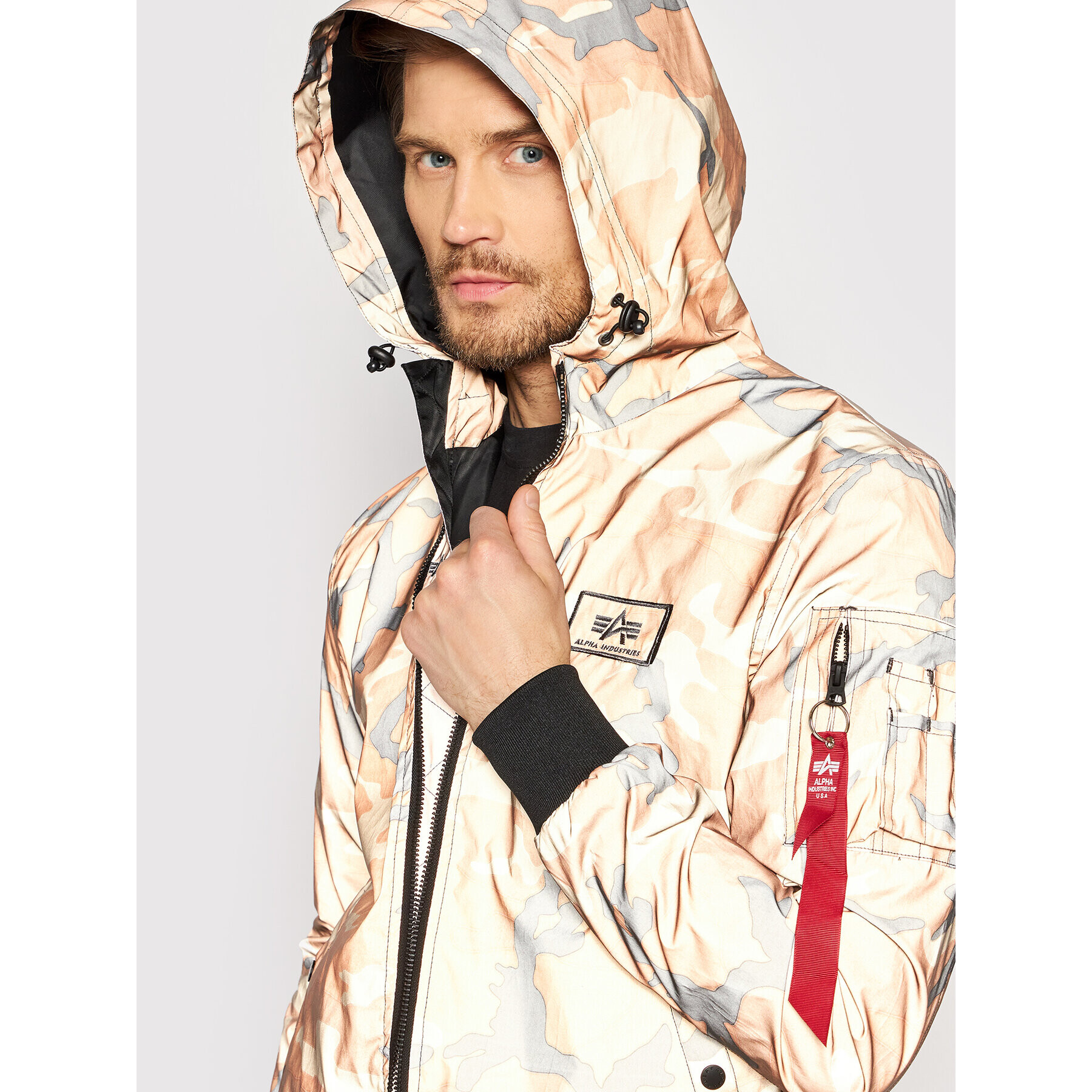 Alpha Industries Geacă Camo 126138RC Maro Regular Fit - Pled.ro