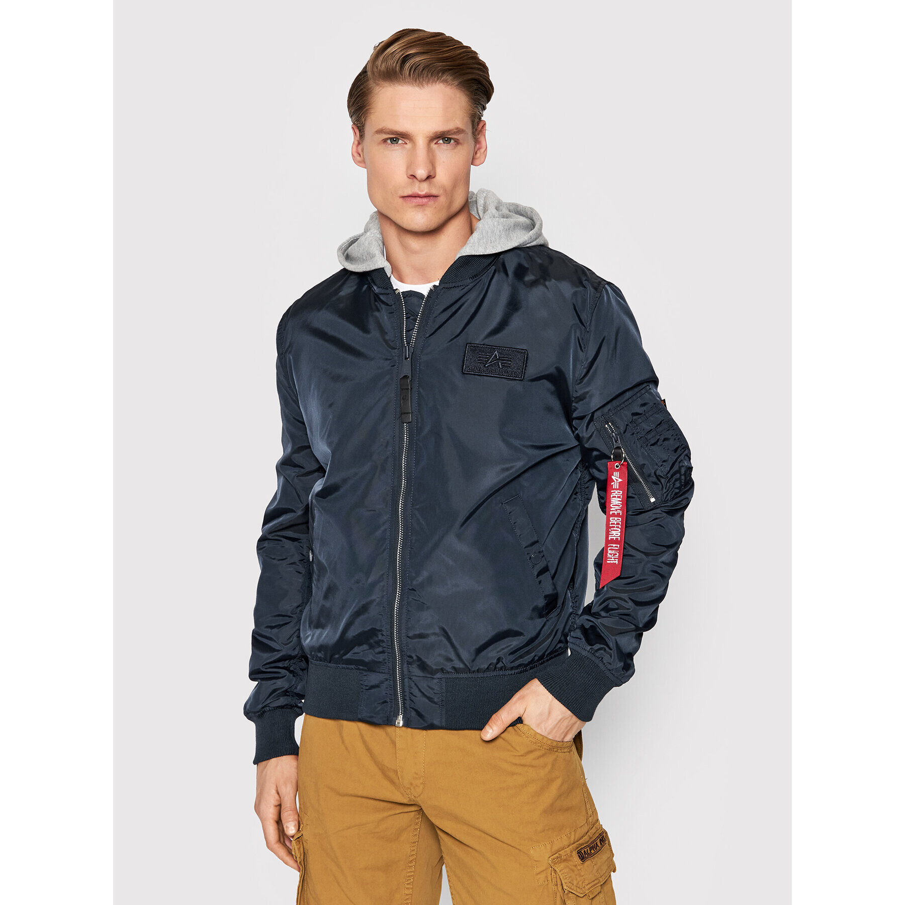 Alpha Industries Geacă Ma-1 Tt 106103 Bleumarin Regular Fit - Pled.ro