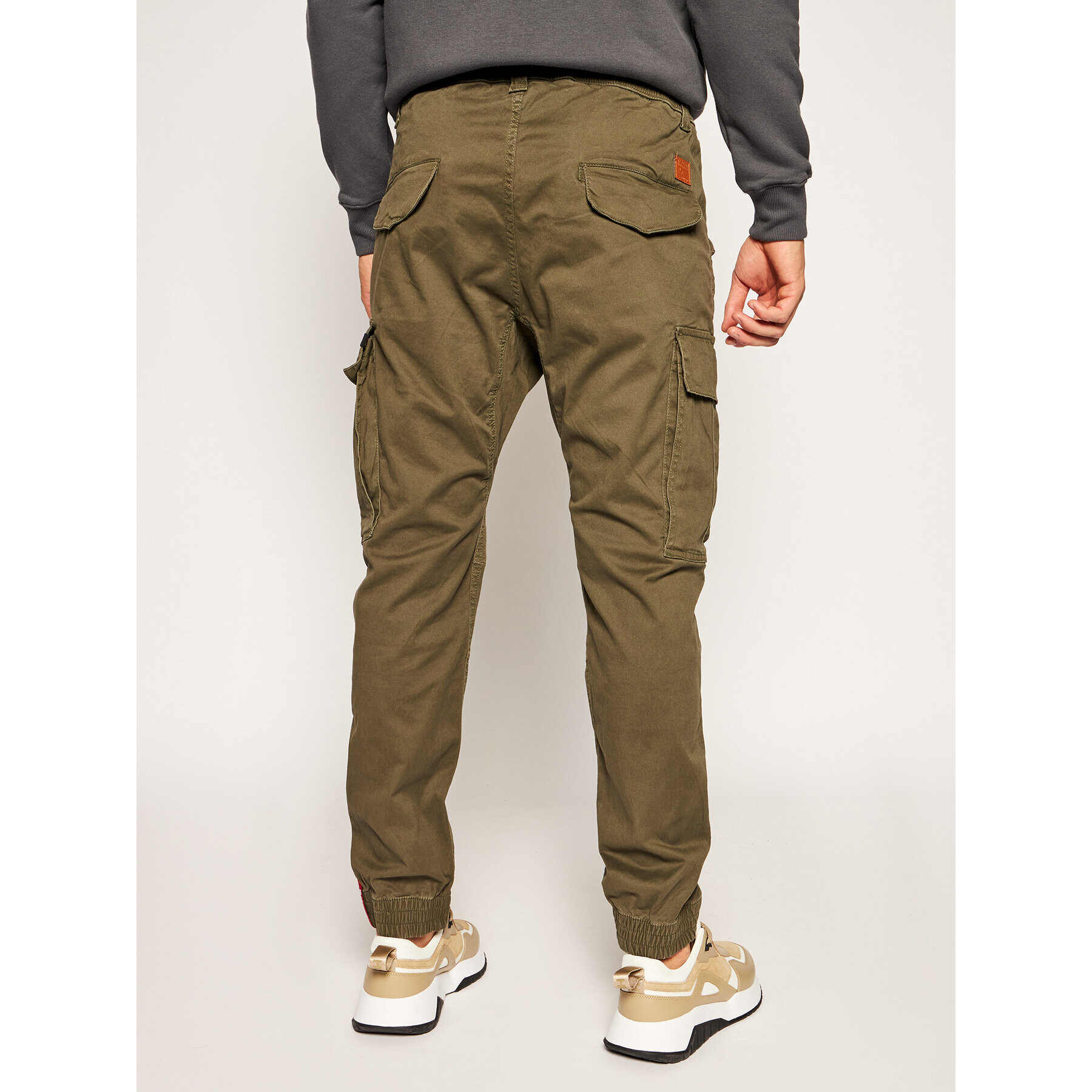 Alpha Industries Joggers Airman 188201 Verde Tapered Fit - Pled.ro