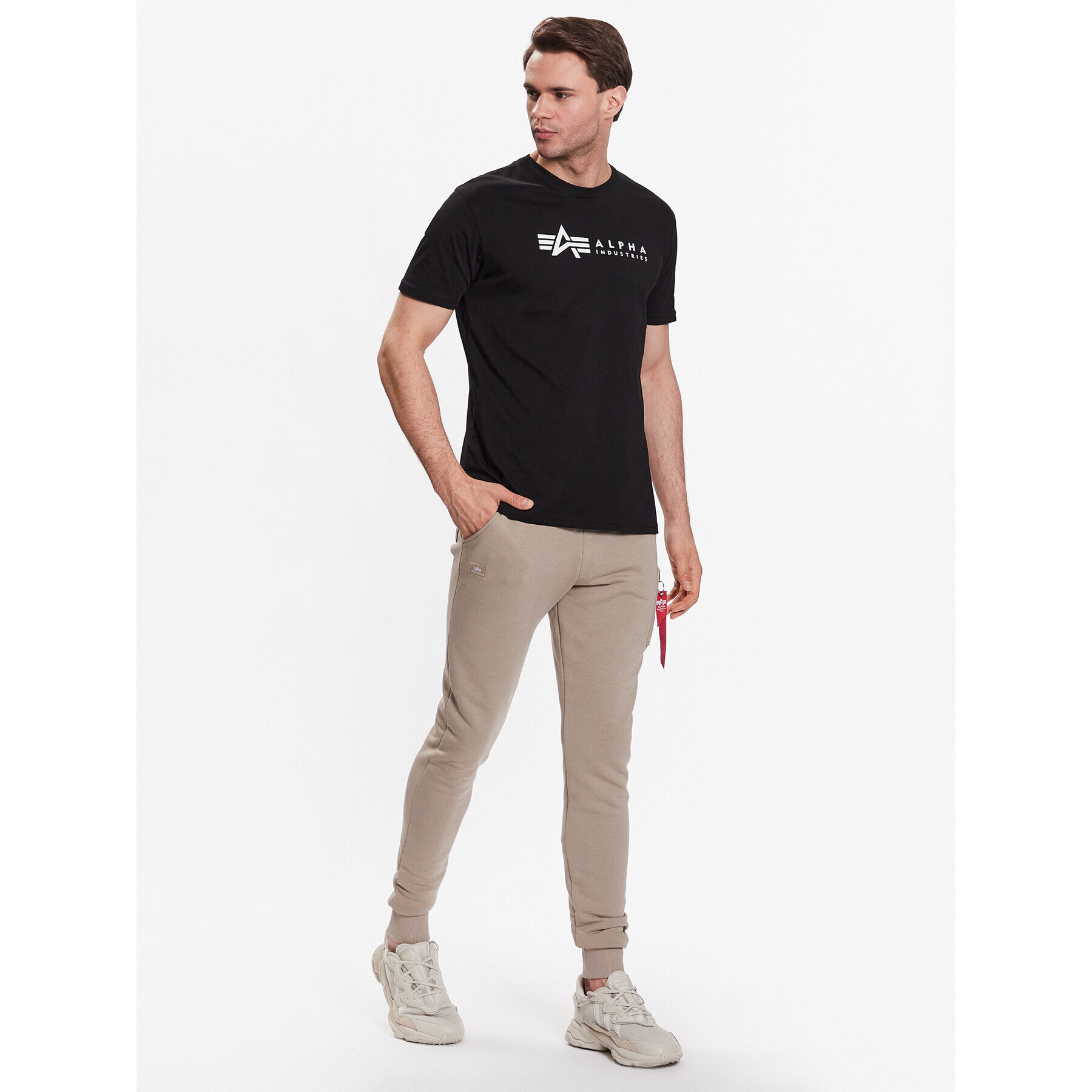 Alpha Industries Pantaloni trening X-Fit Slim 178333 Bej Slim Fit - Pled.ro