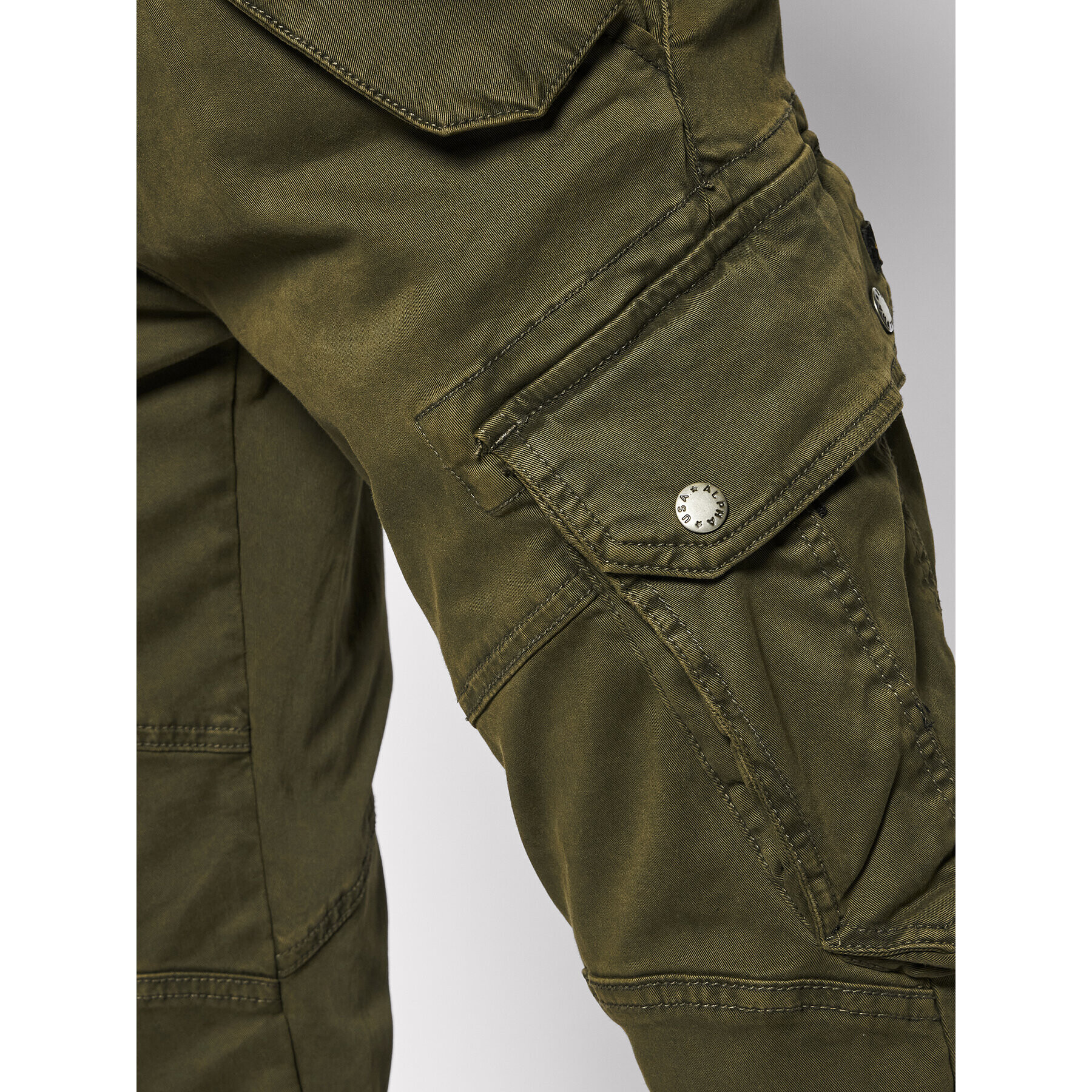 Alpha Industries Pantaloni din material Combat 126215 Verde Slim Fit - Pled.ro