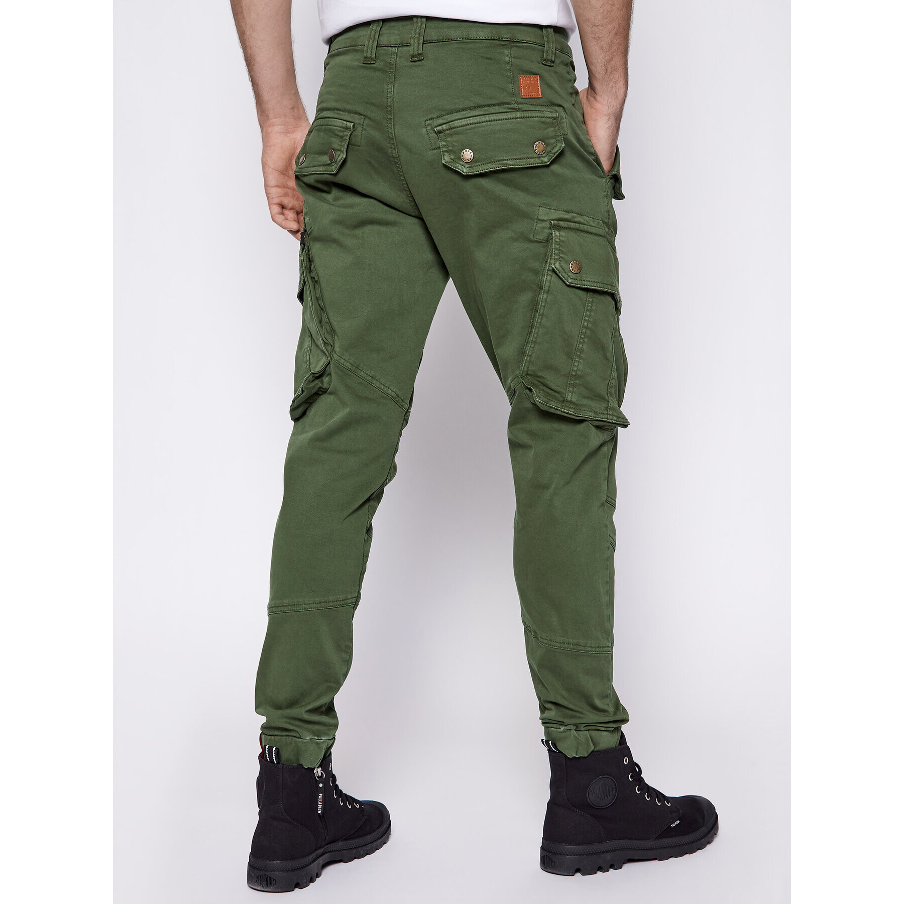 Alpha Industries Pantaloni din material Combat 126215 Verde Slim Fit - Pled.ro