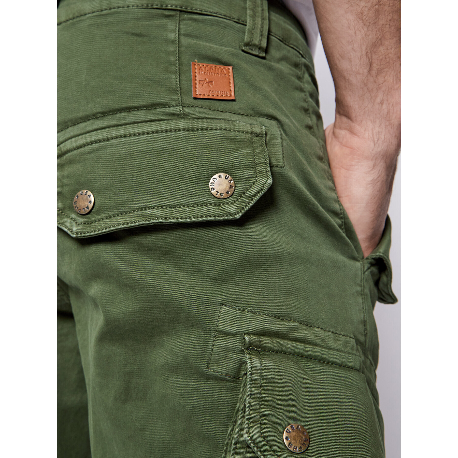 Alpha Industries Pantaloni din material Combat 126215 Verde Slim Fit - Pled.ro