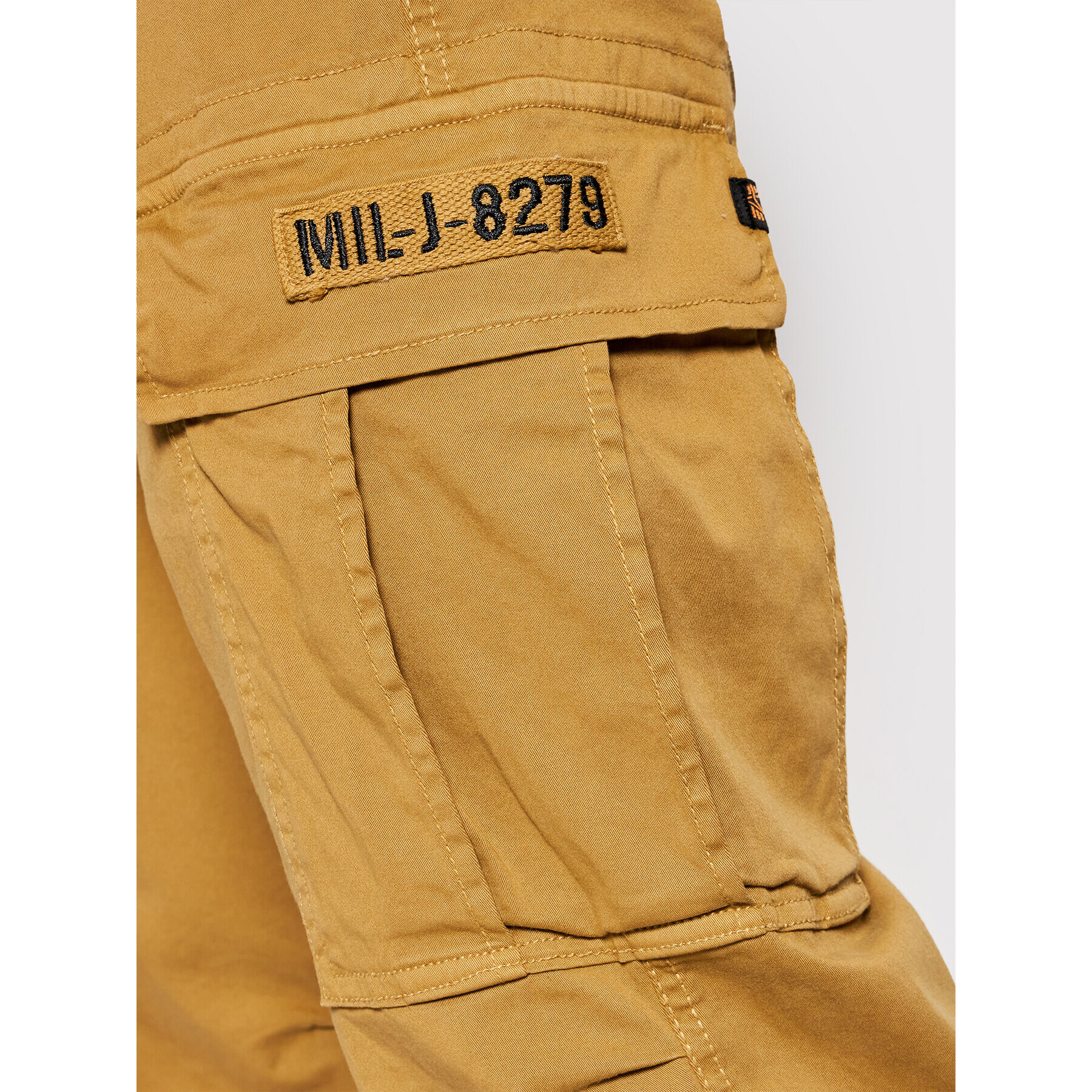 Alpha Industries Pantaloni din material Squad 188202 Maro Regular Fit - Pled.ro