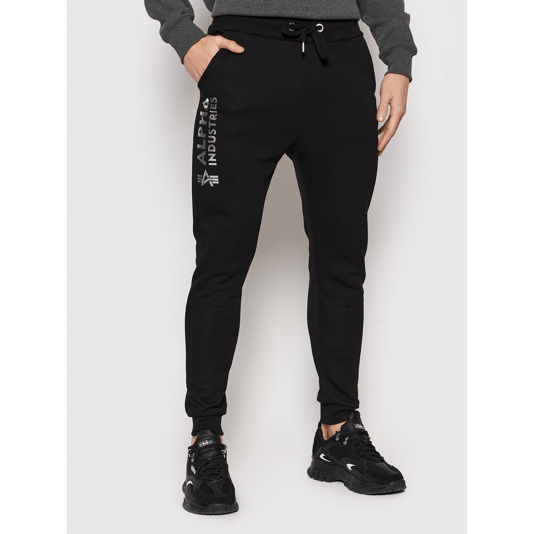 Alpha Industries Pantaloni trening Basic 116368 Negru Regular Fit - Pled.ro