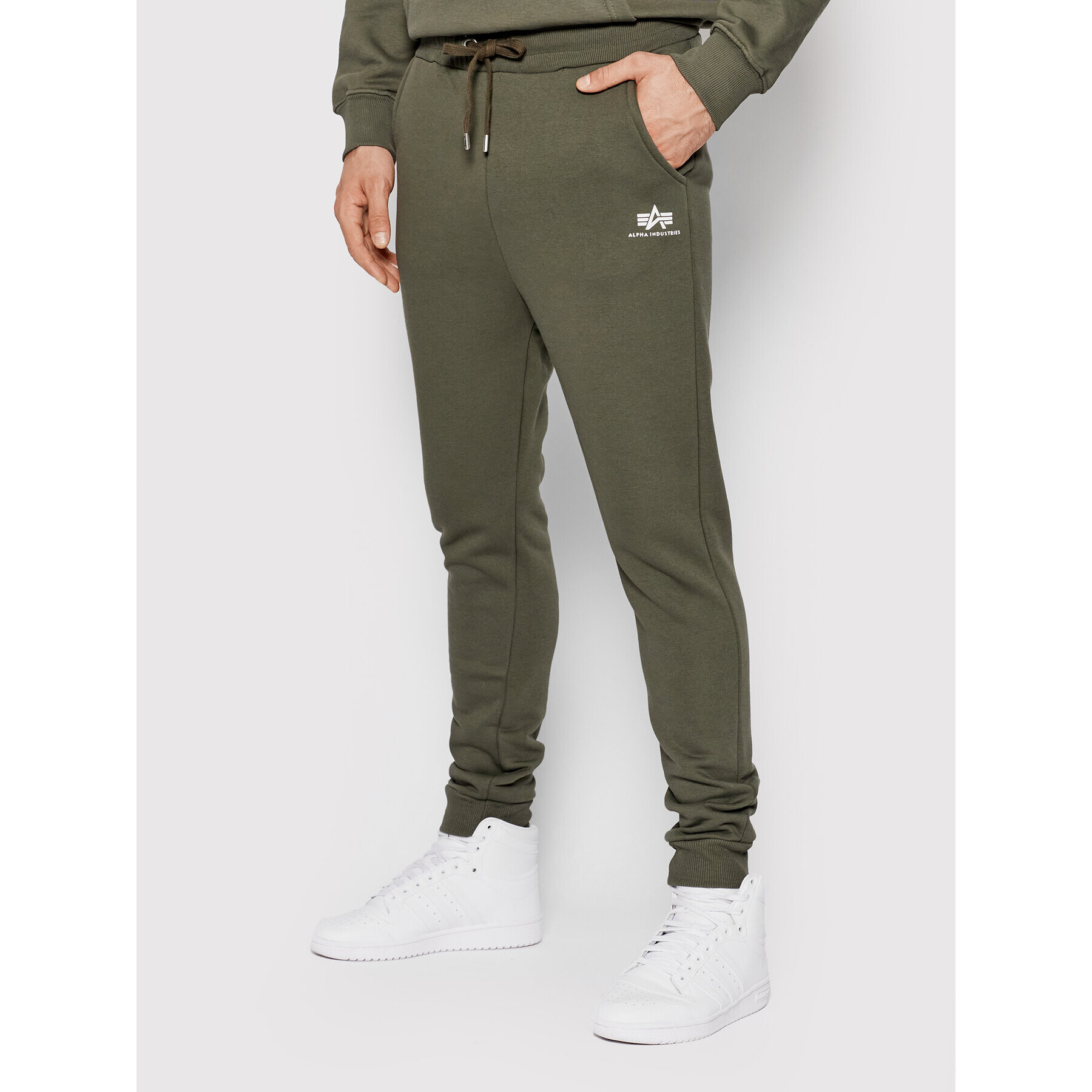 Alpha Industries Pantaloni trening Basic 116370 Verde Regular Fit - Pled.ro