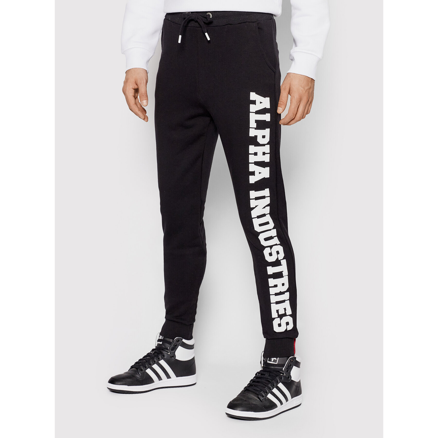 Alpha Industries Pantaloni trening Big Letters 126343 Negru Regular Fit - Pled.ro