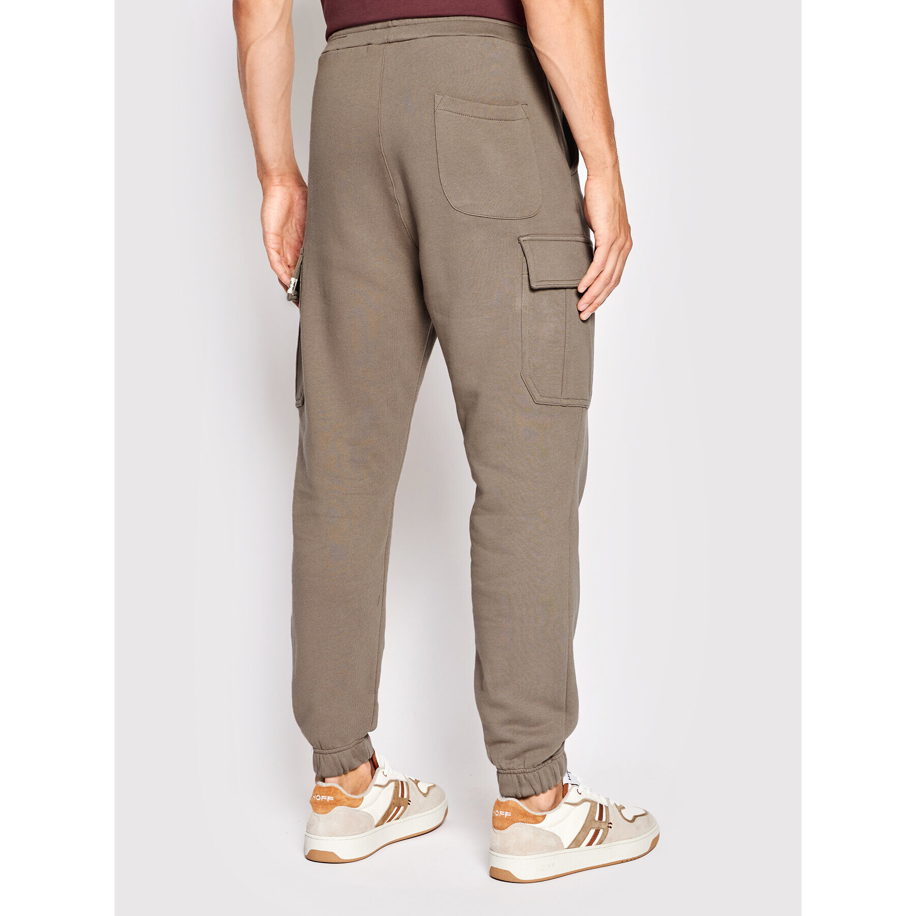 Alpha Industries Pantaloni trening Cargo 106363 Maro Regular Fit - Pled.ro