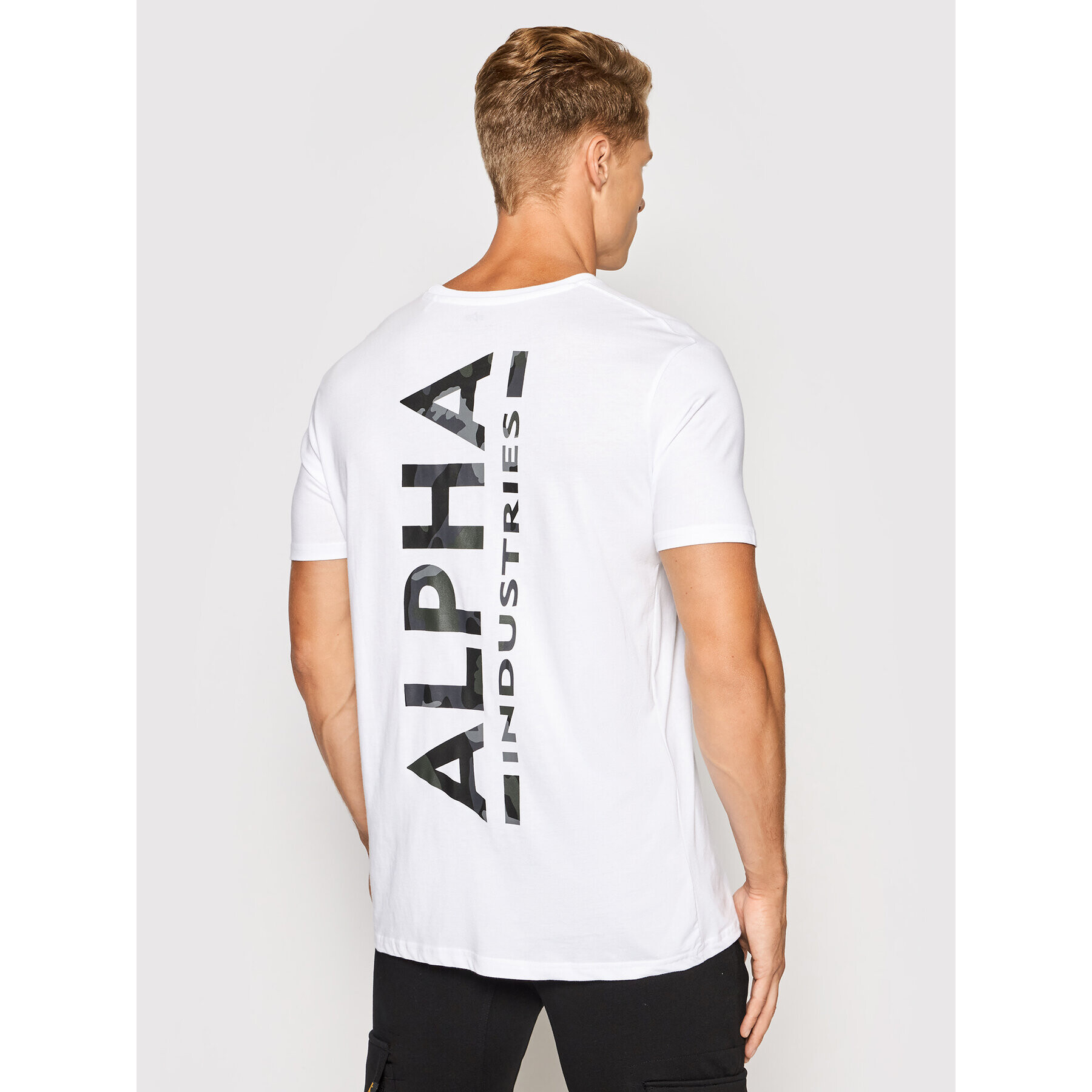 Alpha Industries Tricou Backprint 128507CP Alb Regular Fit - Pled.ro