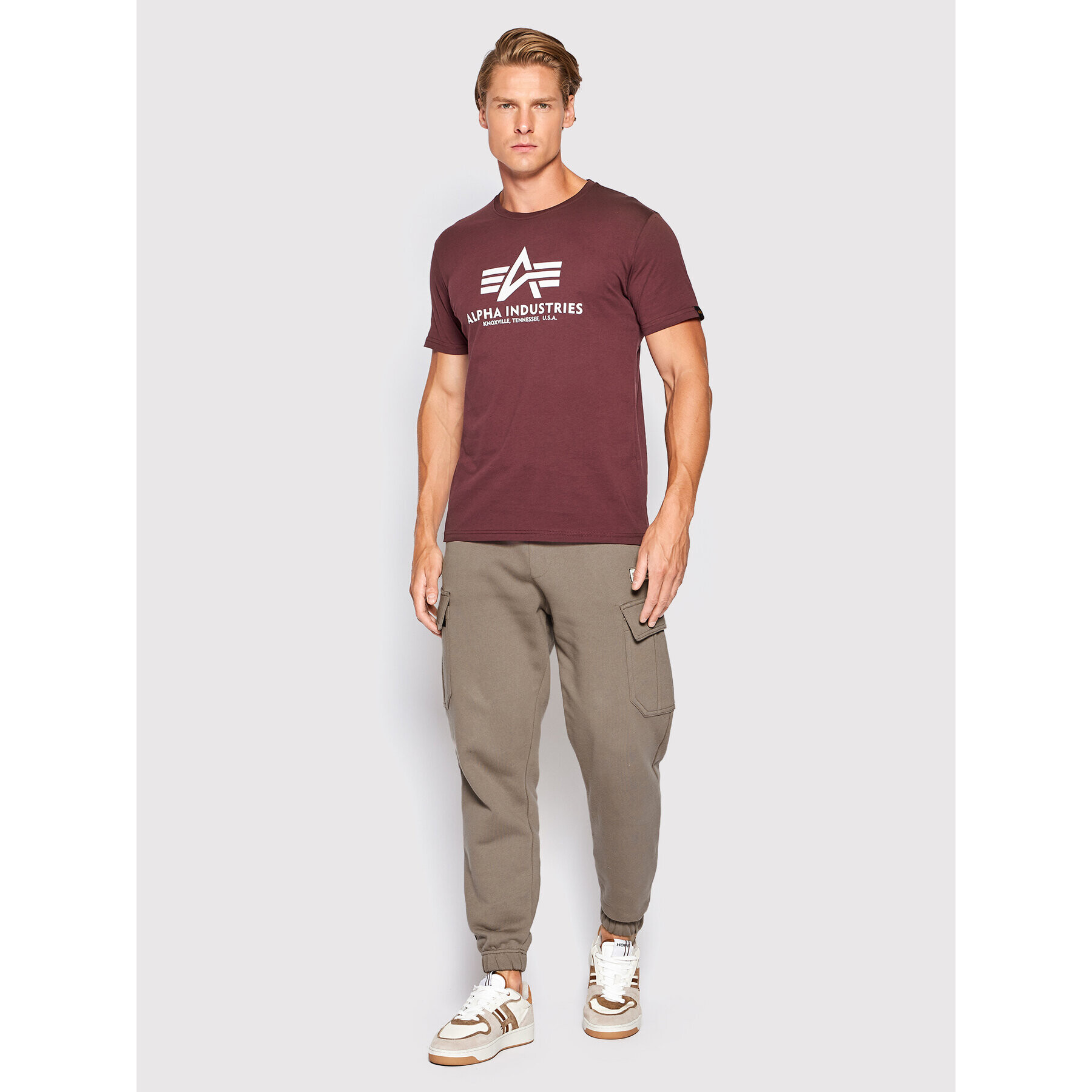 Alpha Industries Tricou Basic 100501 Maro Regular Fit - Pled.ro