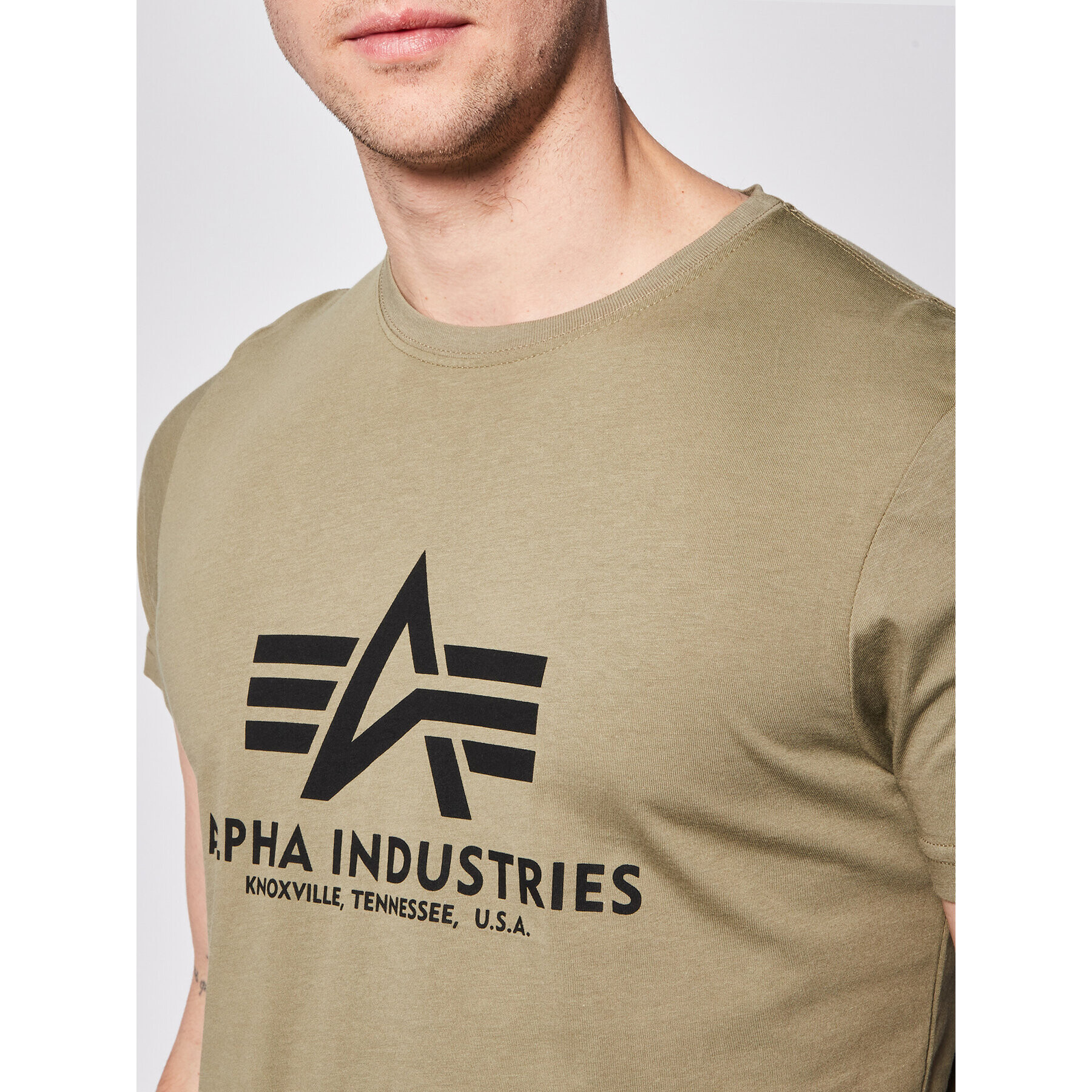 Alpha Industries Tricou Basic 100501 Verde Regular Fit - Pled.ro