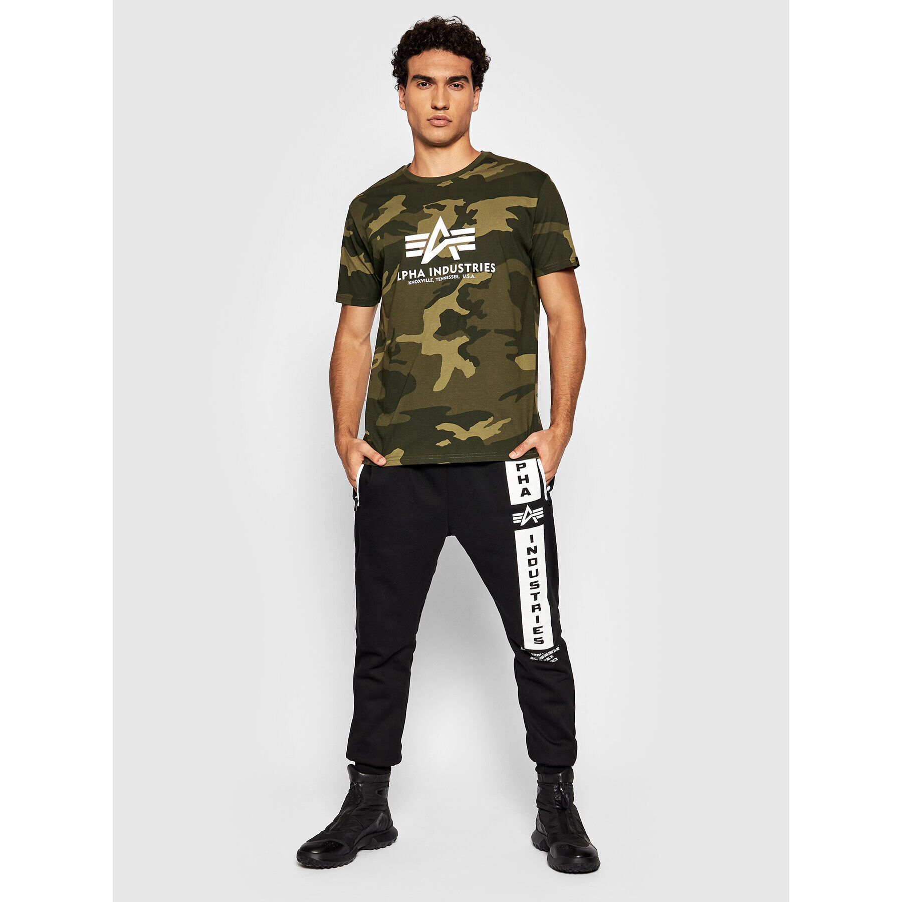 Alpha Industries Tricou Basic 100501C Verde Regular Fit - Pled.ro