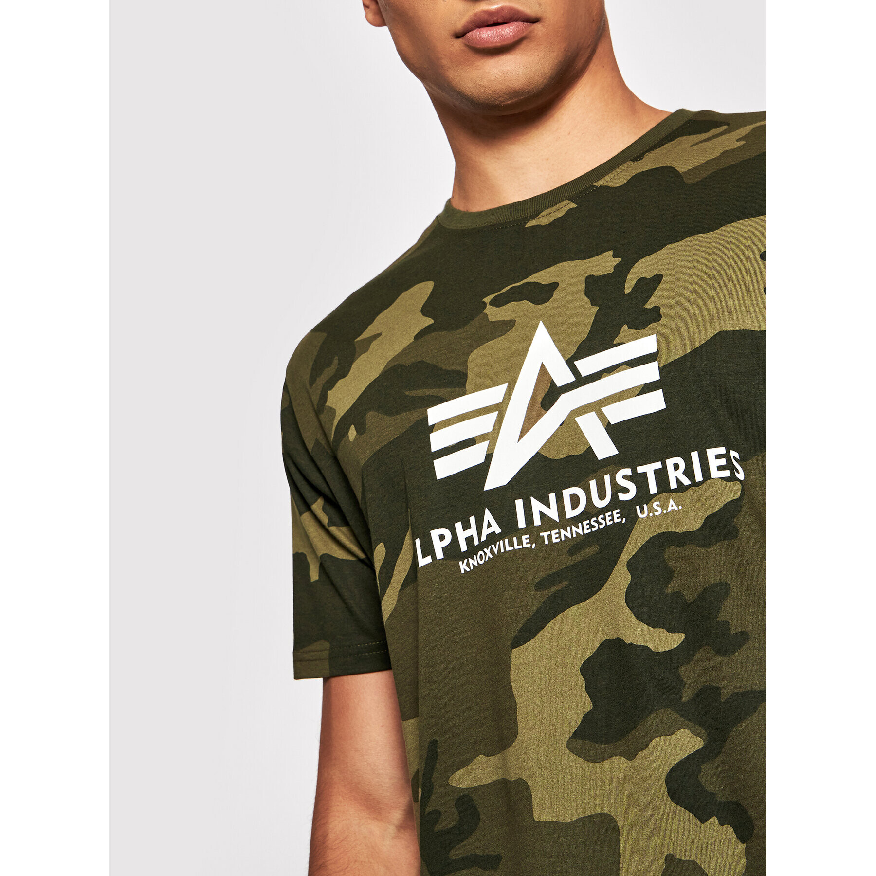 Alpha Industries Tricou Basic 100501C Verde Regular Fit - Pled.ro