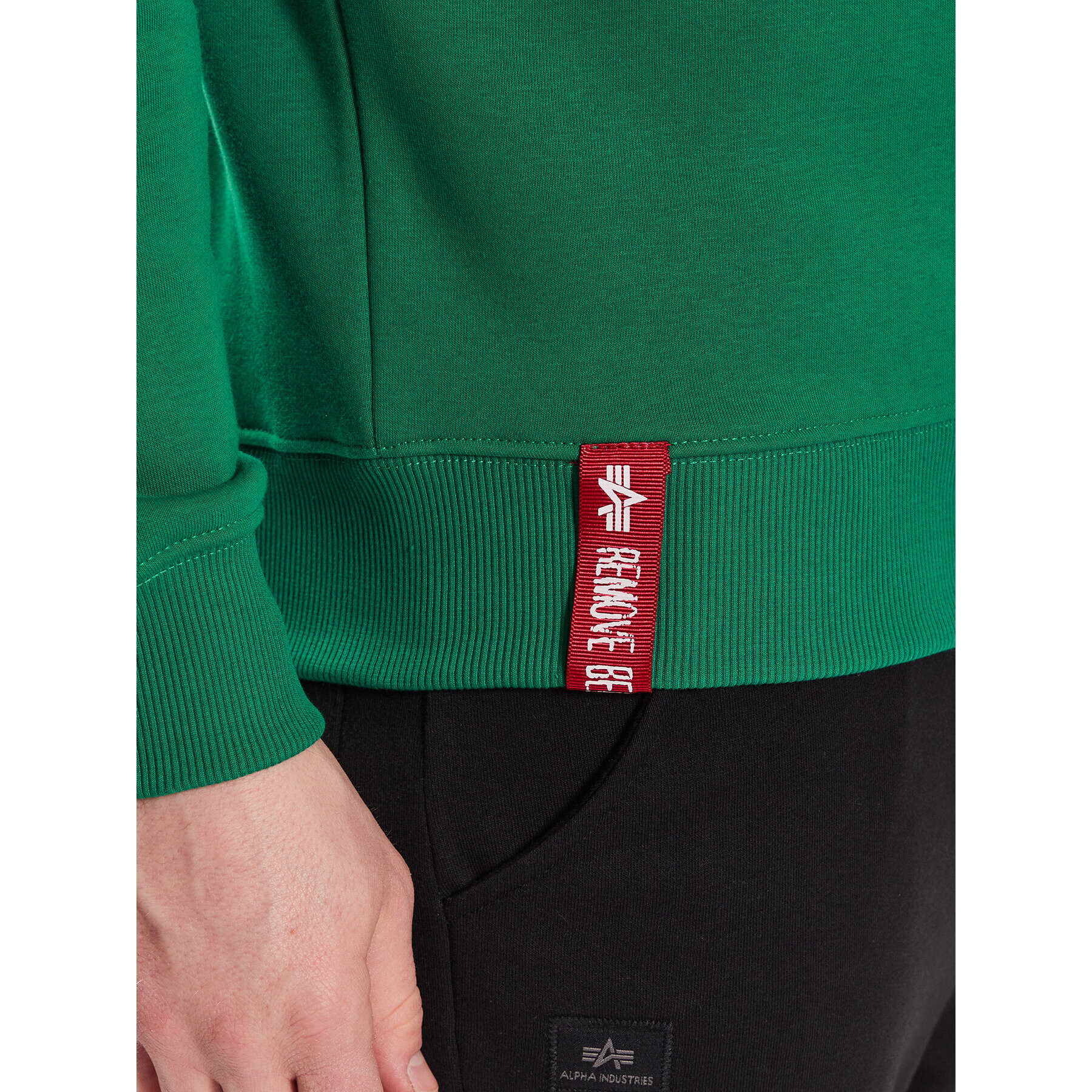 Alpha Industries Bluză Basic 178302 Verde Regular Fit - Pled.ro