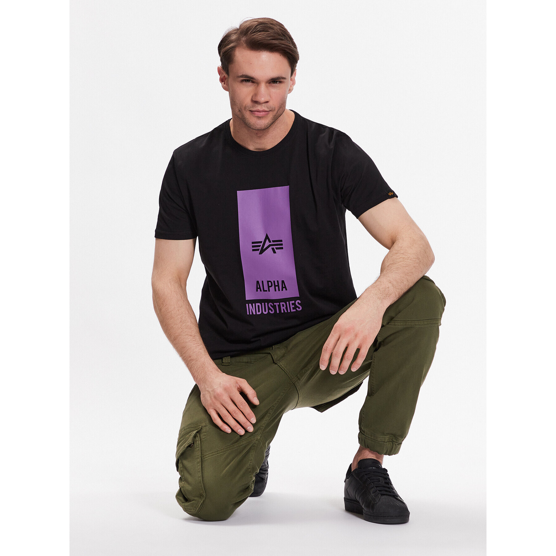 Alpha Industries Tricou Block Logo T 126547 Negru Regular Fit - Pled.ro