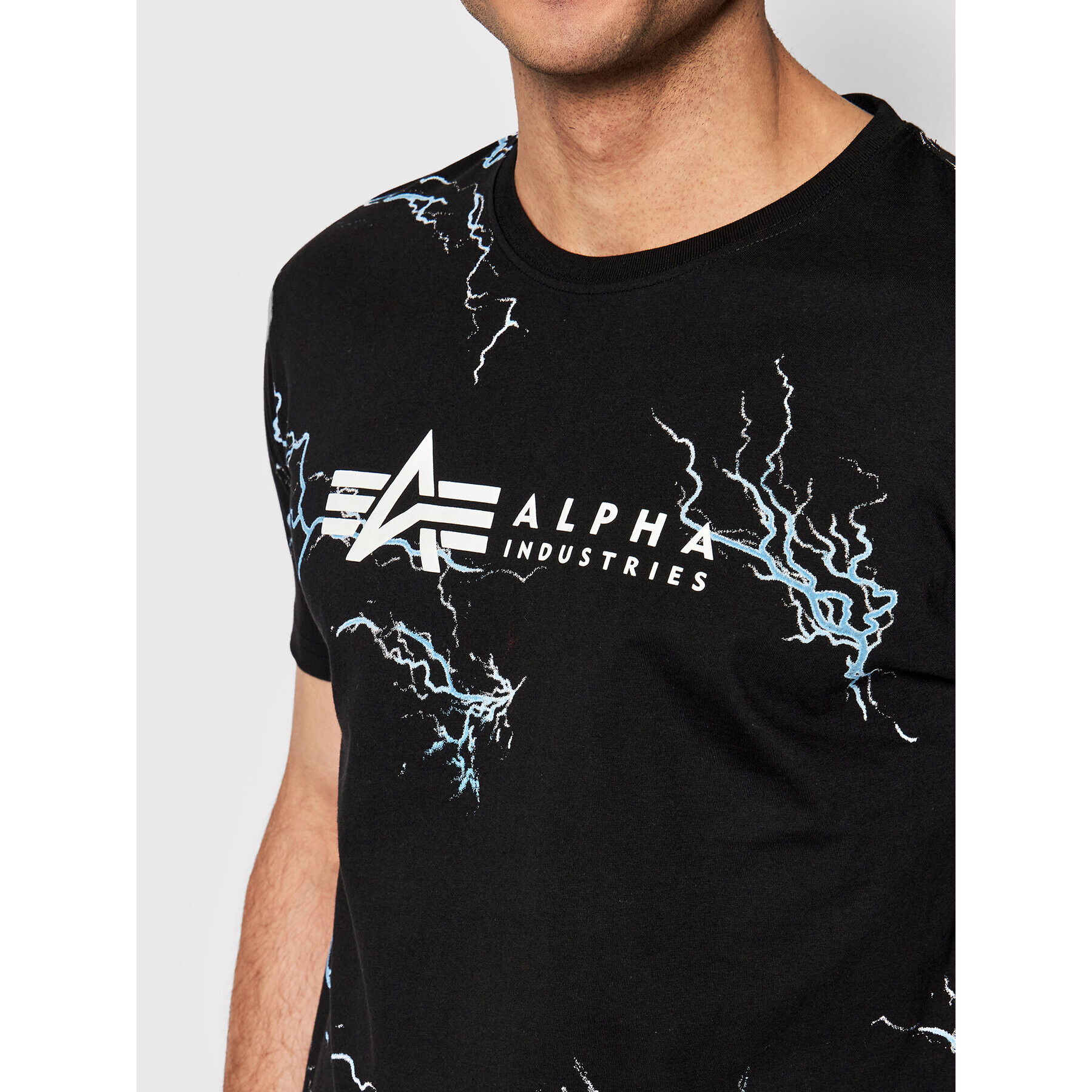 Alpha Industries Tricou Lightning Aop 106500 Negru Regular Fit - Pled.ro