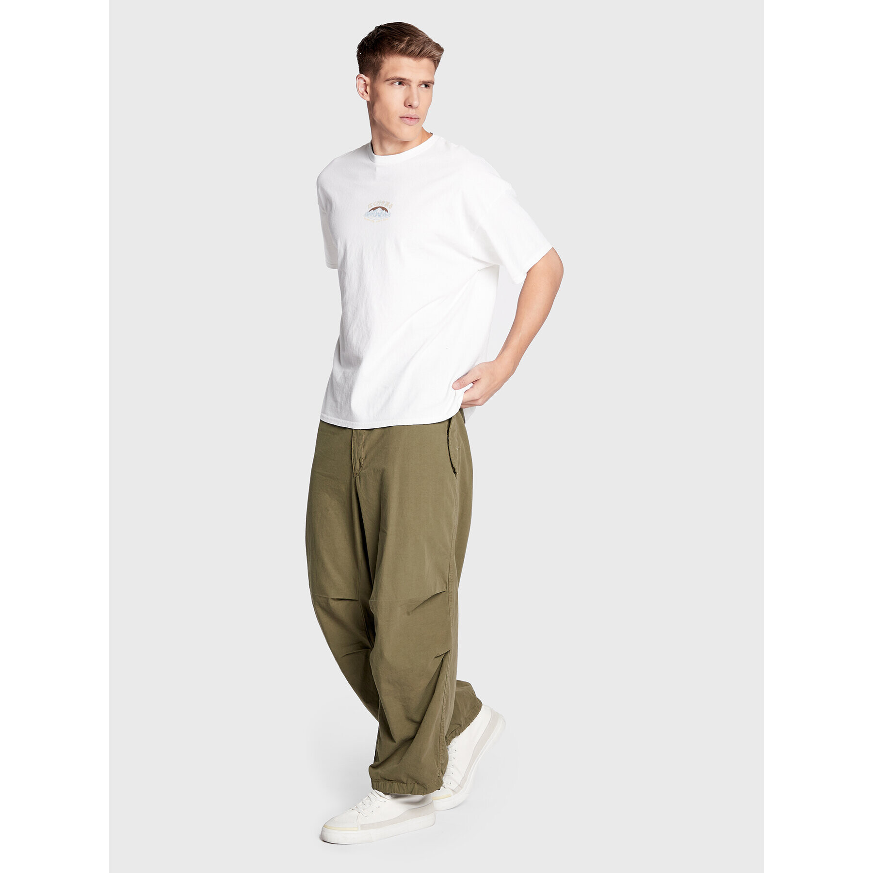 BDG Urban Outfitters Pantaloni din material 75335752 Kaki Baggy Fit - Pled.ro