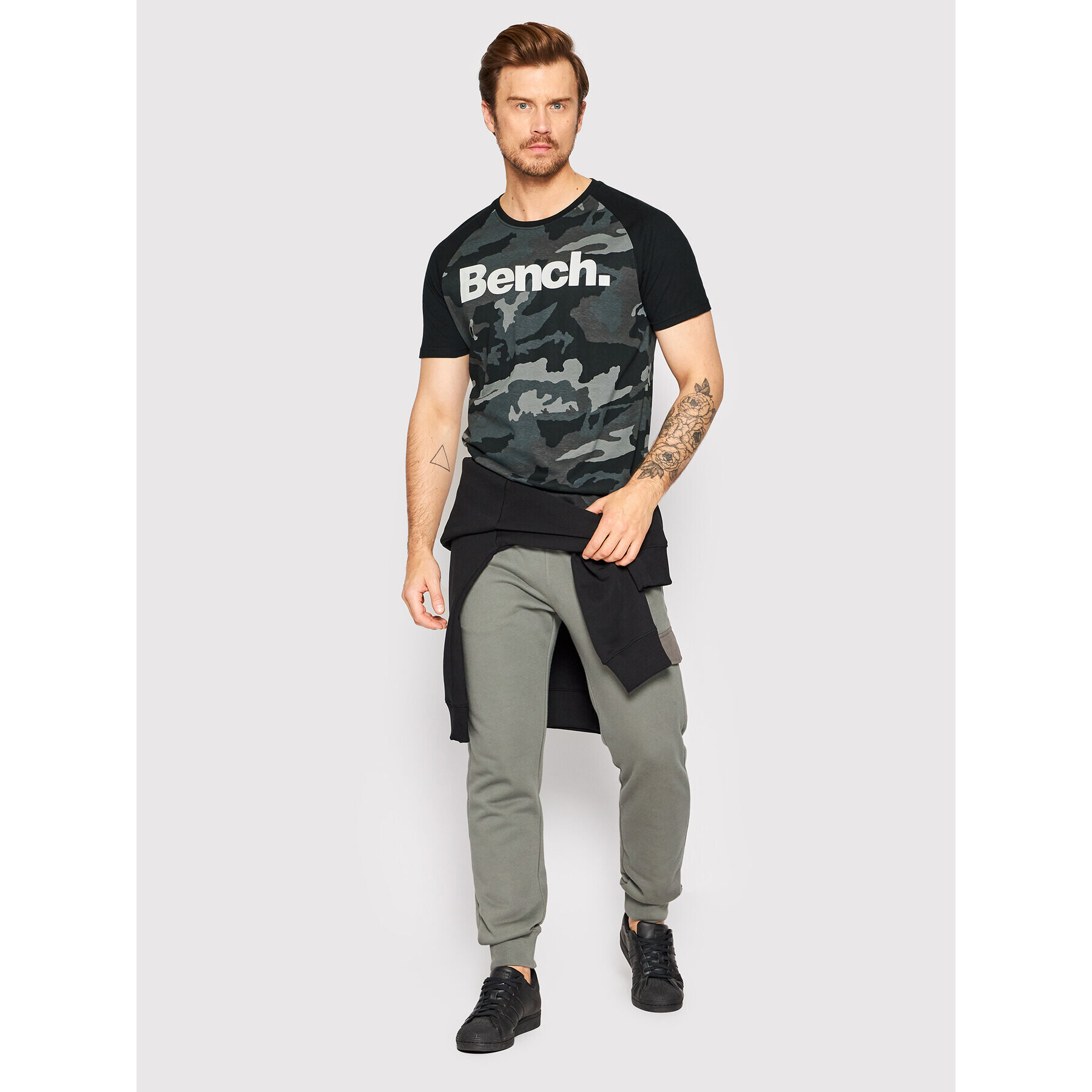 Bench Tricou Besom 120764 Negru Regular Fit - Pled.ro