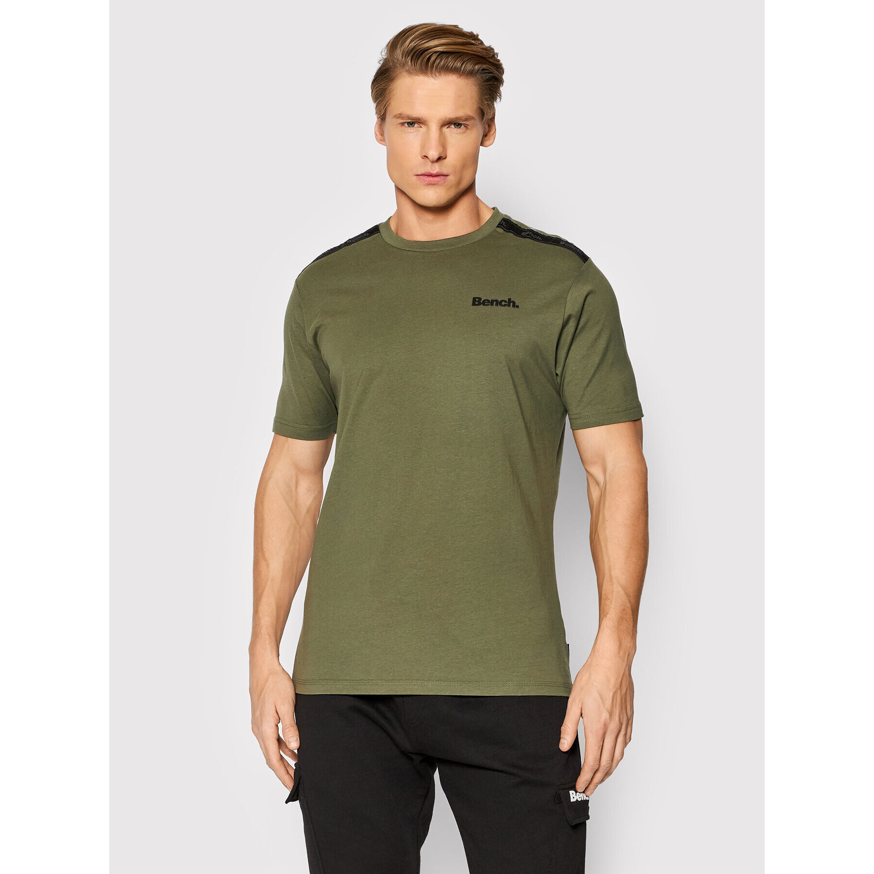 Bench Tricou Sholo 118604 Verde Regular Fit - Pled.ro