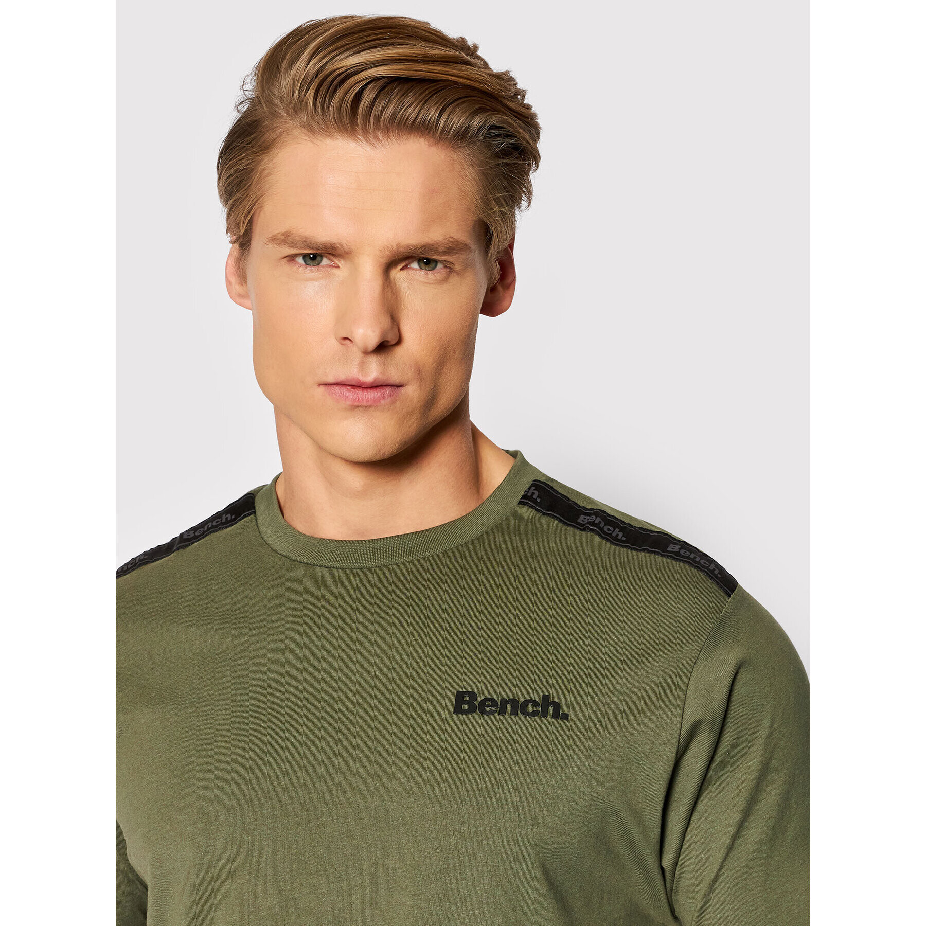 Bench Tricou Sholo 118604 Verde Regular Fit - Pled.ro