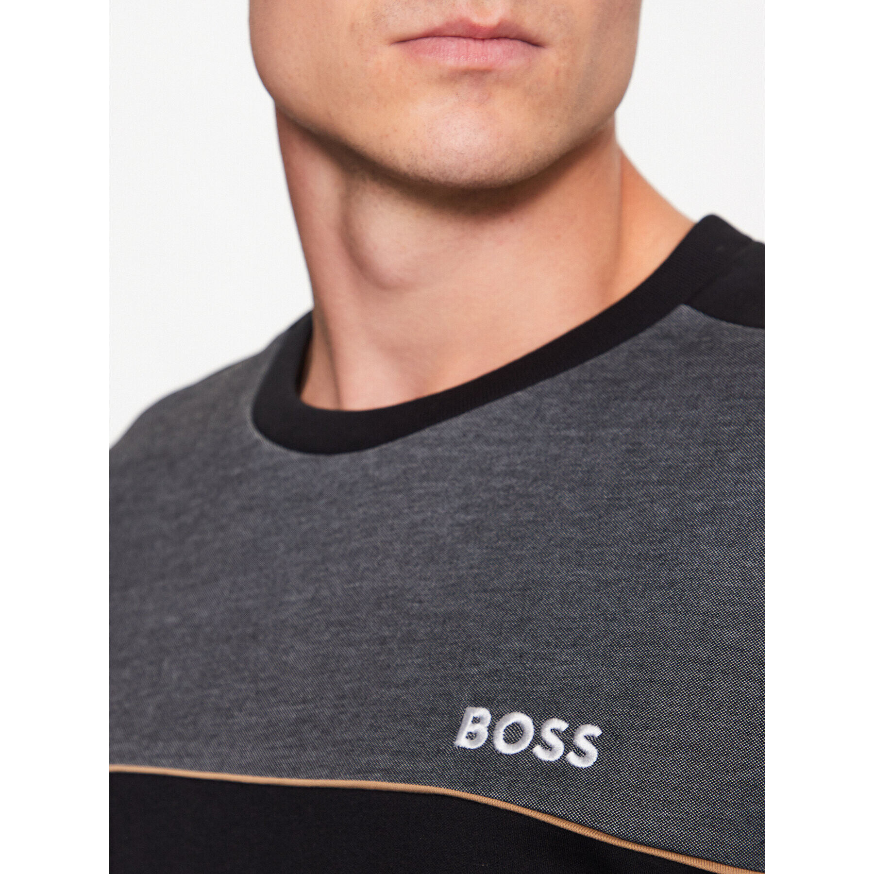 Boss Bluză 50491257 Negru Regular Fit - Pled.ro