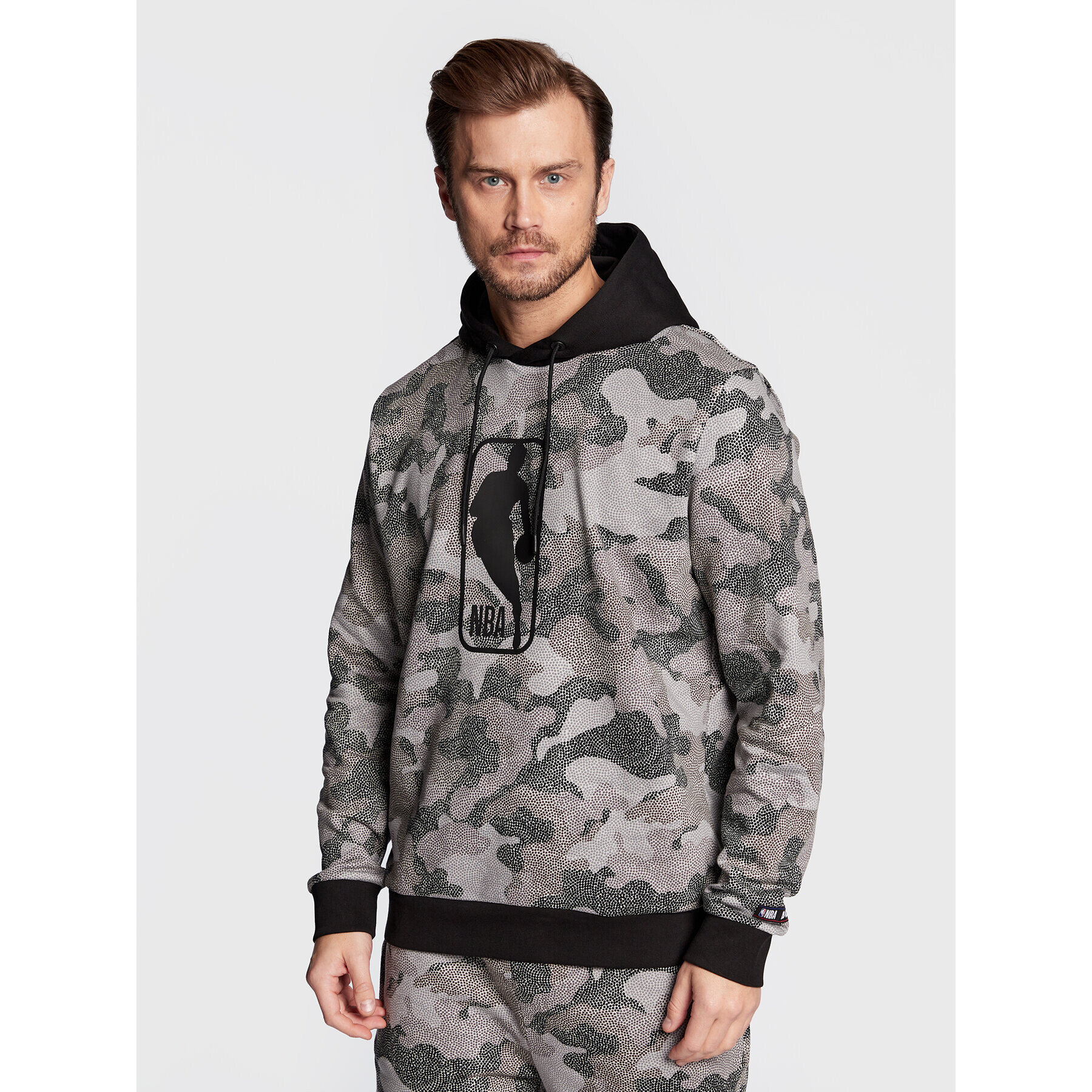 Boss Bluză NBA Camo 50477453 Gri Regular Fit - Pled.ro