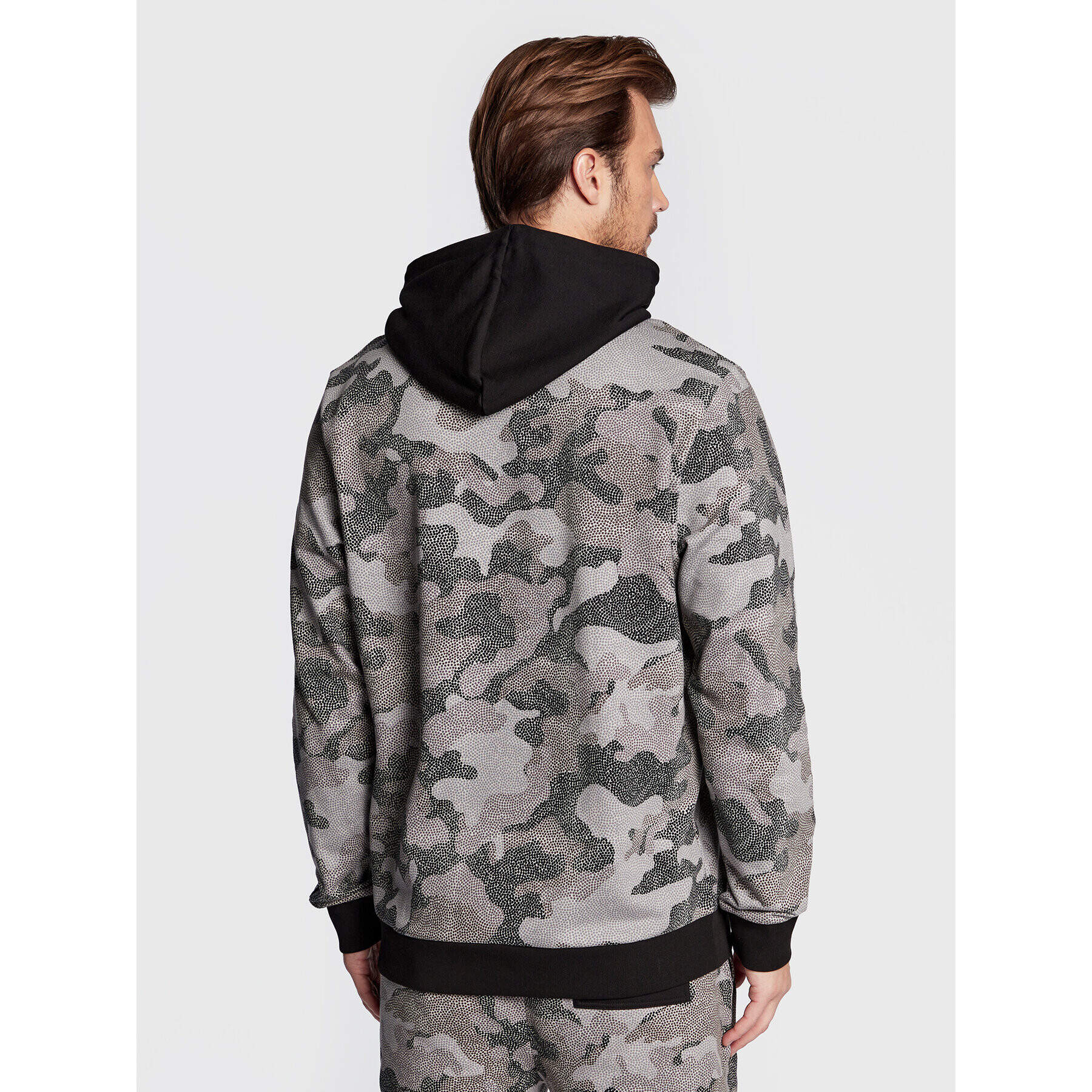 Boss Bluză NBA Camo 50477453 Gri Regular Fit - Pled.ro