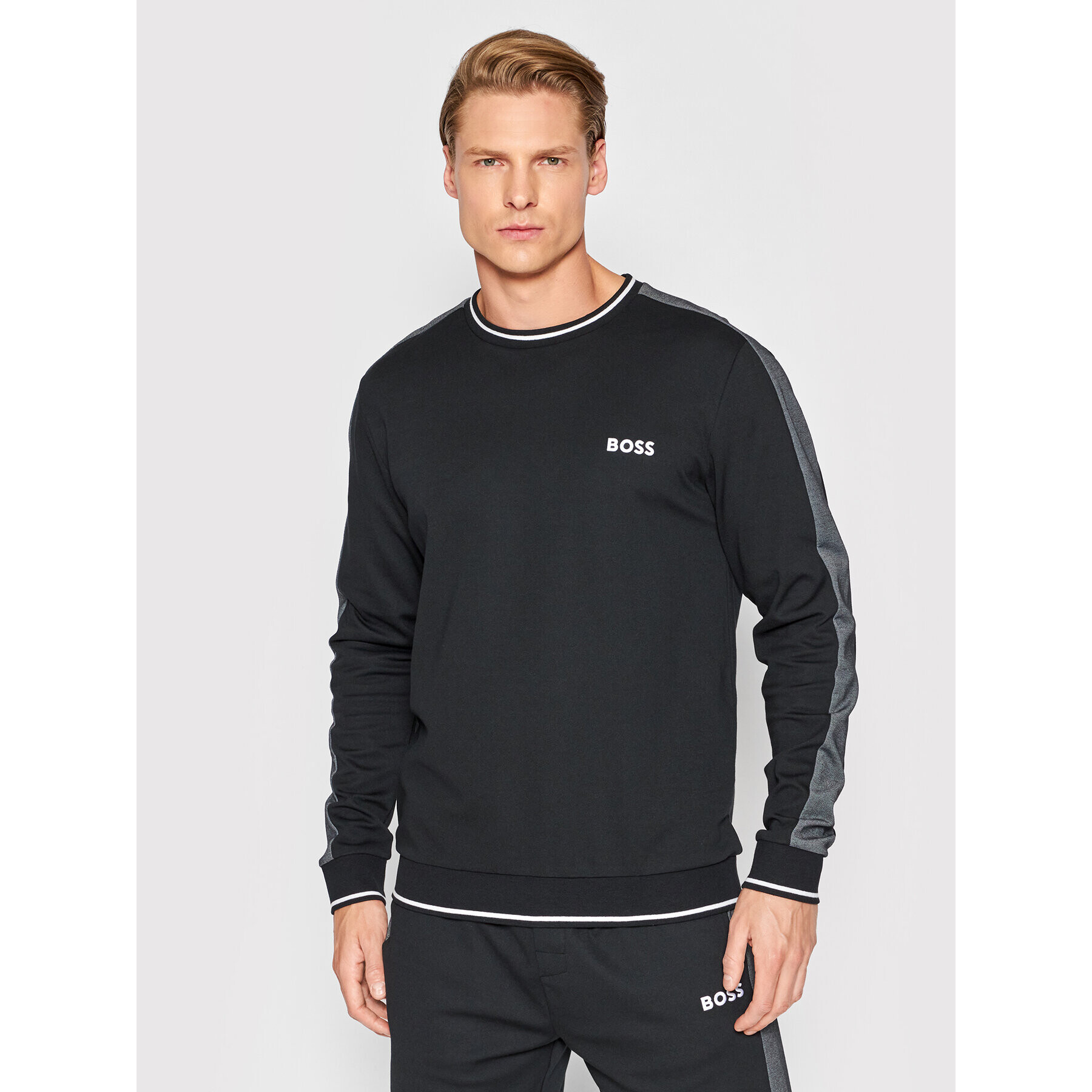 Boss Bluză Tracksuit 50469636 Negru Regular Fit - Pled.ro