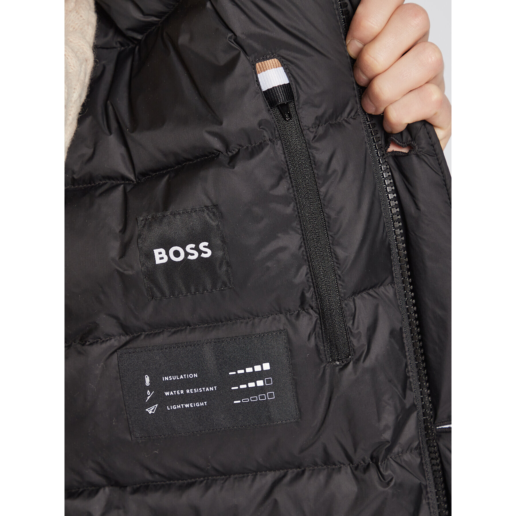 Boss Geacă de iarnă Donstantini 50476899 Negru Regular Fit - Pled.ro