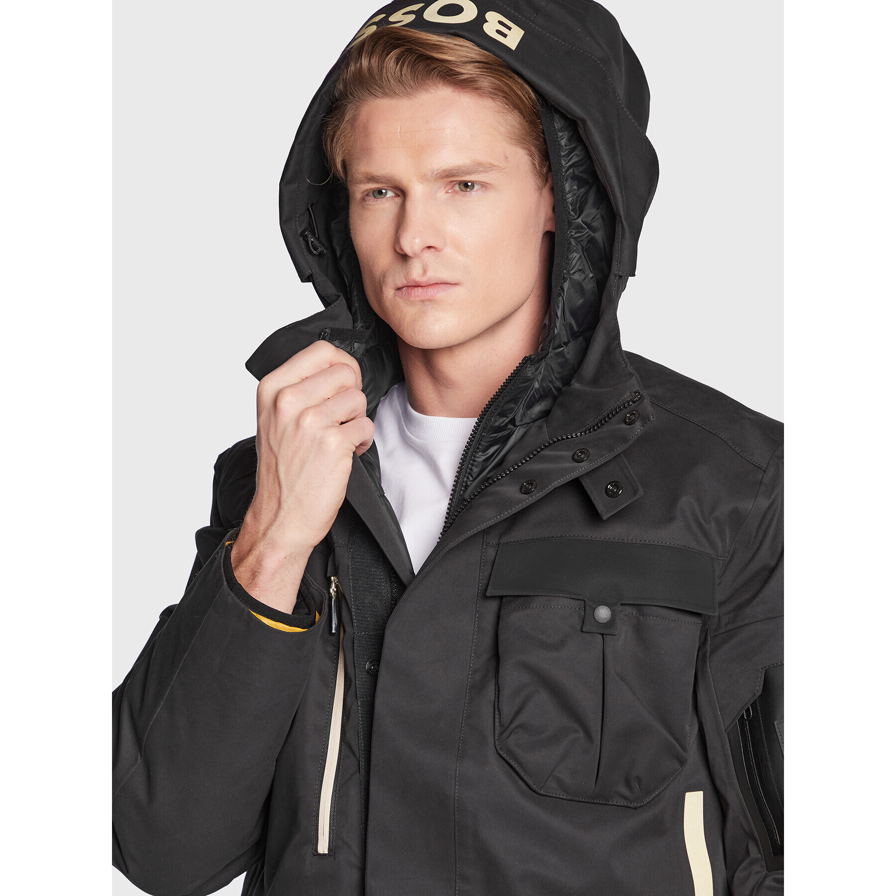 Boss Geacă de iarnă J_Stavanger 50475463 Negru Regular Fit - Pled.ro